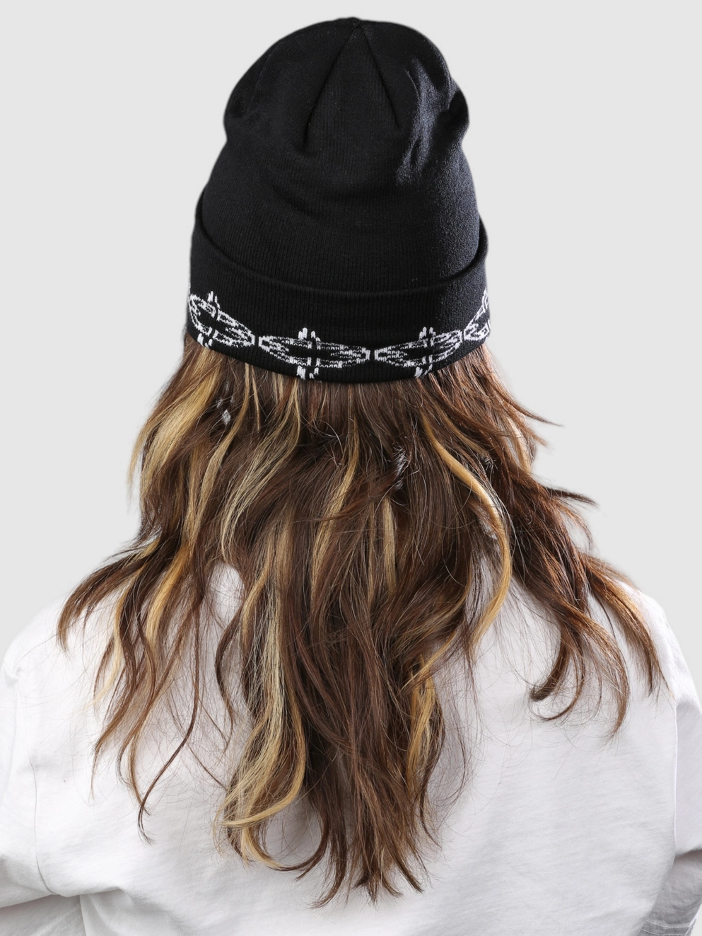 Lurking Class Spiked Chain Beanie black