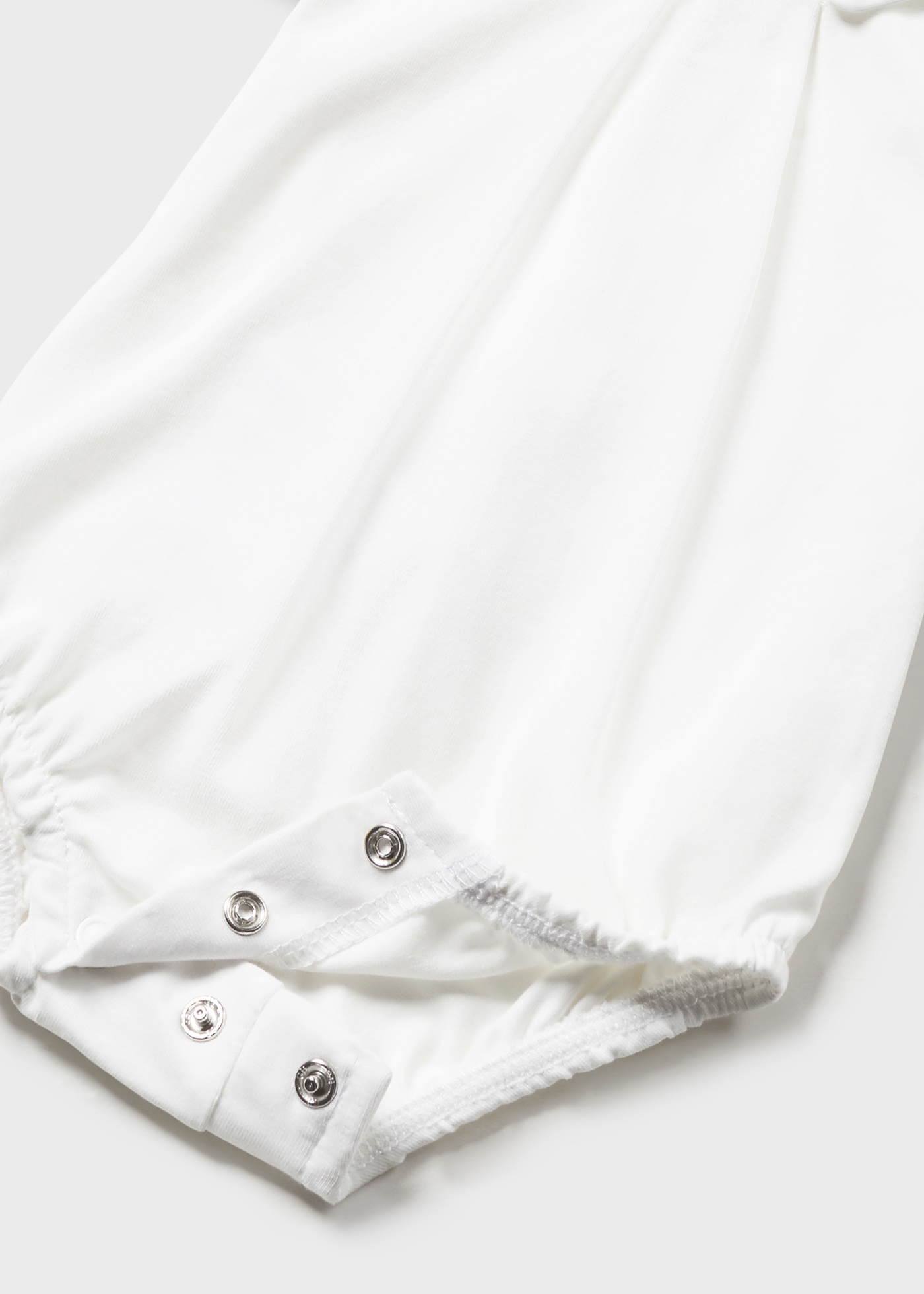Body de algodão Better Cotton para recém-nascido, branco.