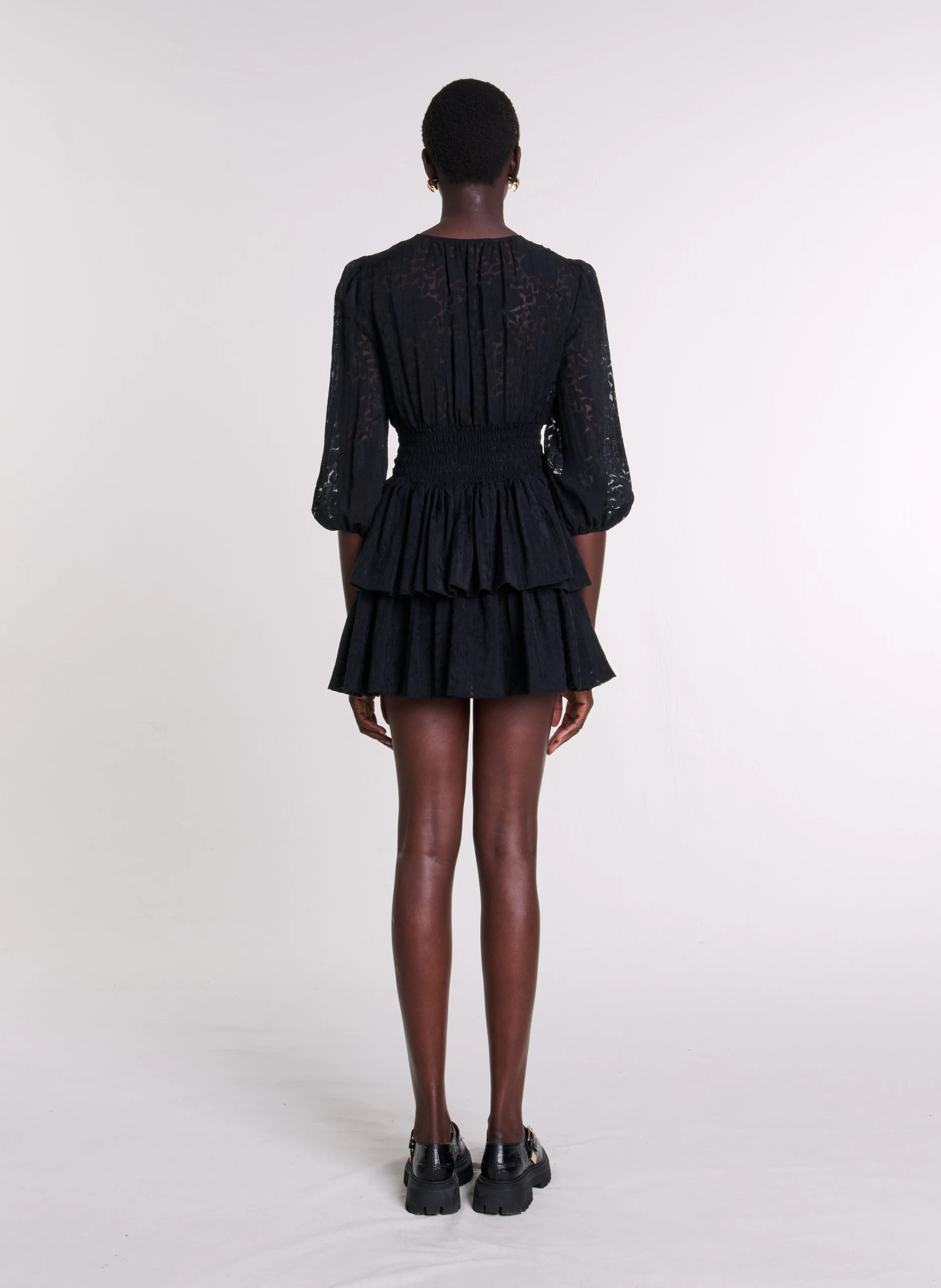 Robe courte en dentelle | Noir