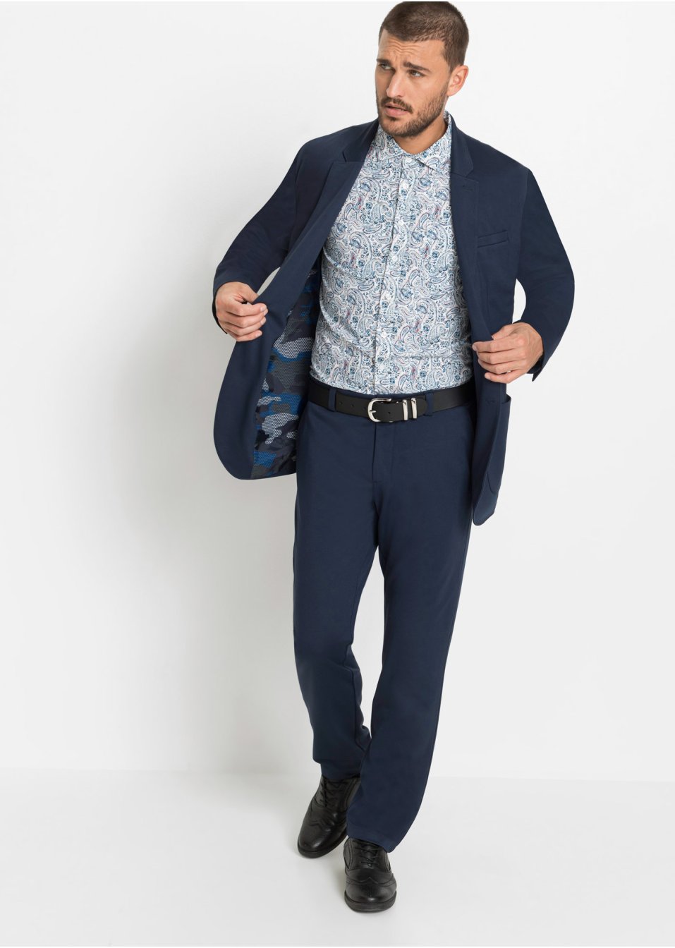 Costume 2 pièces : veste de costume et pantalon