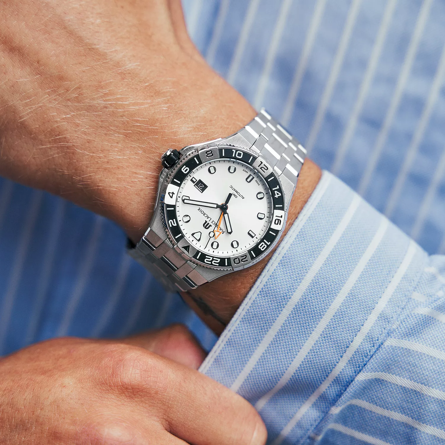Maurice Lacroix Aikon Venturer GMT AI6158-SS002-130
