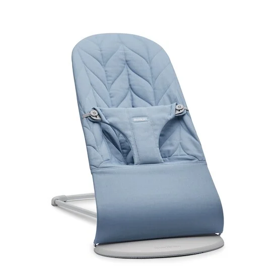 Transat Bliss Tissé   Matelassage pétale bleu        de               BabyBjörn