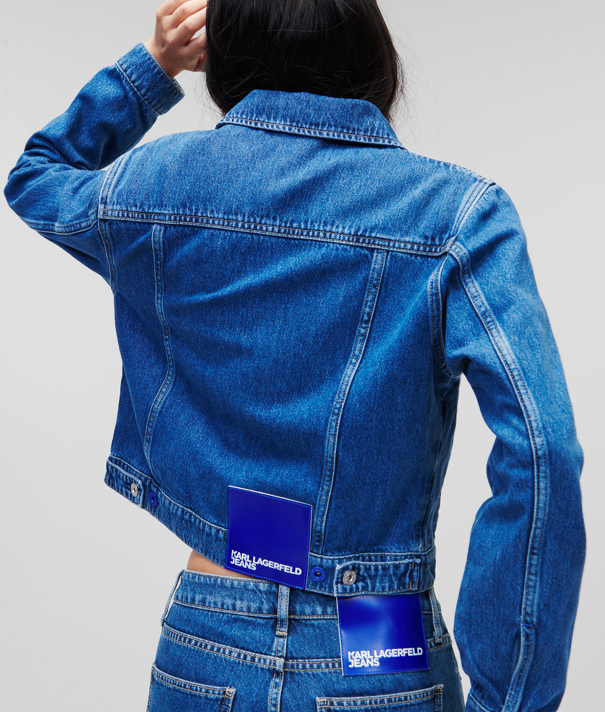 VESTE EN JEAN COUPE DROITE KLJ