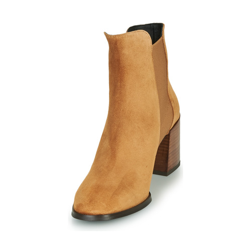 Fericelli - NONUTS - Camel