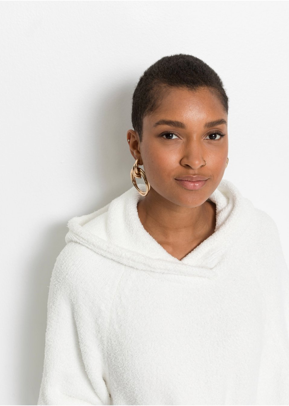 Pull à capuche en maille peluche