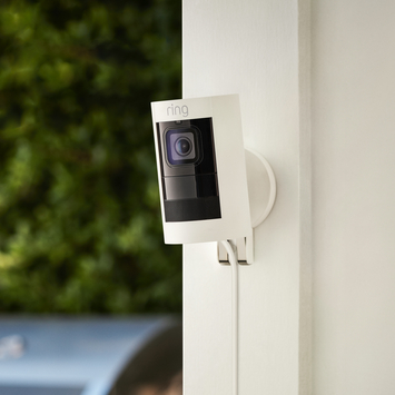 Ring Stick Up Camera Elite Wit