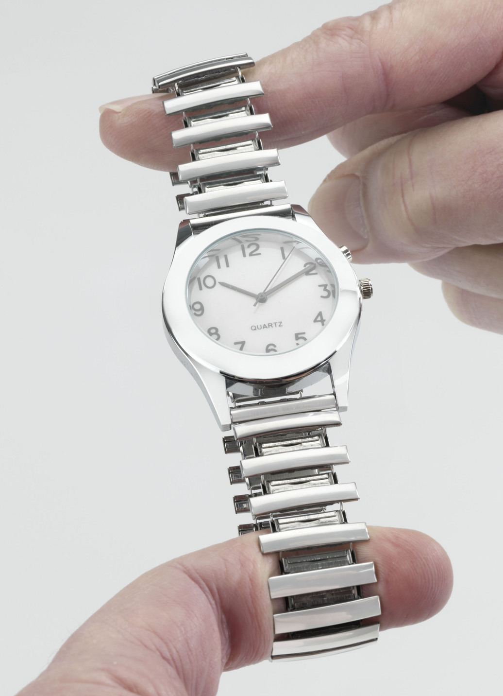 Armbanduhr mit Stretcharmband