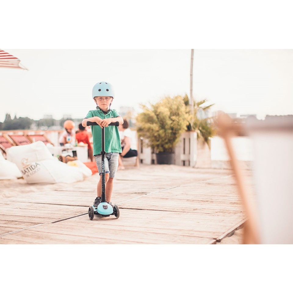 Scoot and Ride - Highwaykick 3 LED - Blueberry