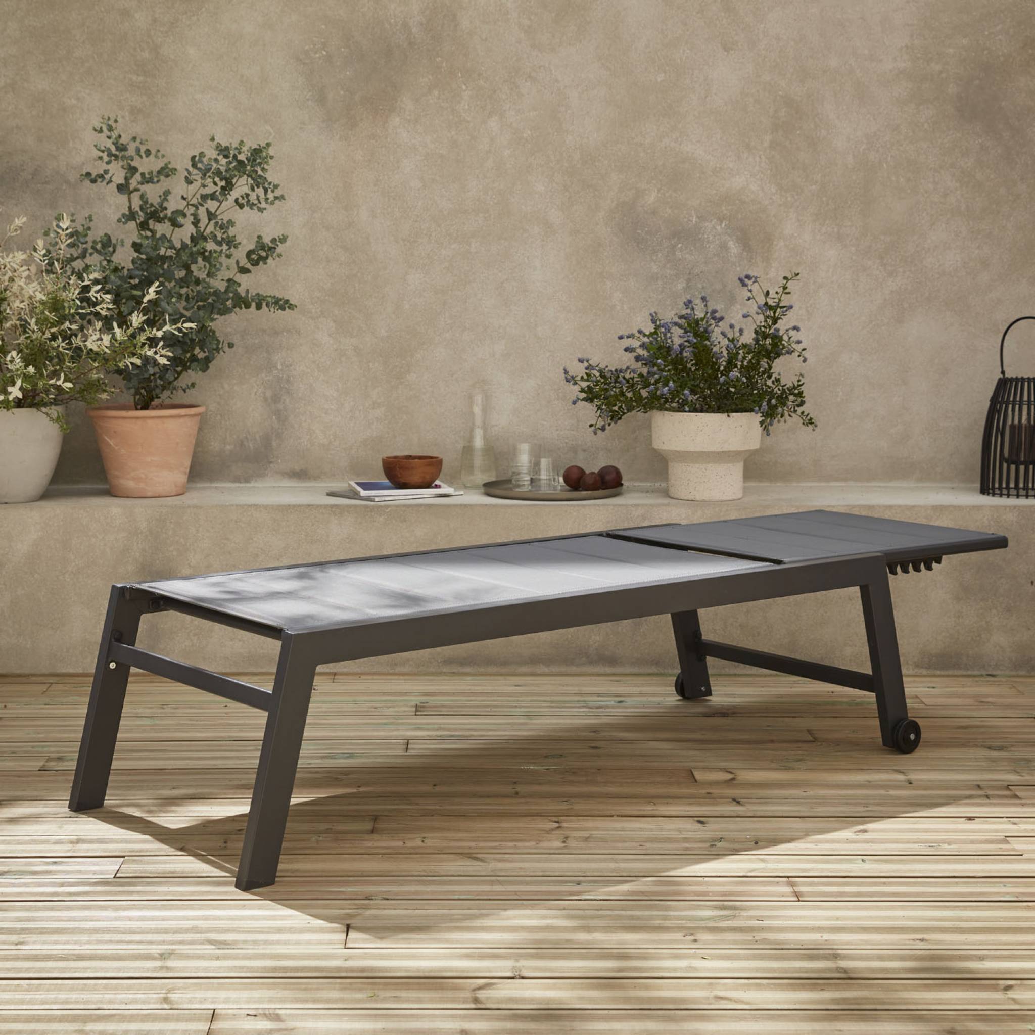 sweeek - Ligbed van aluminium en textileen