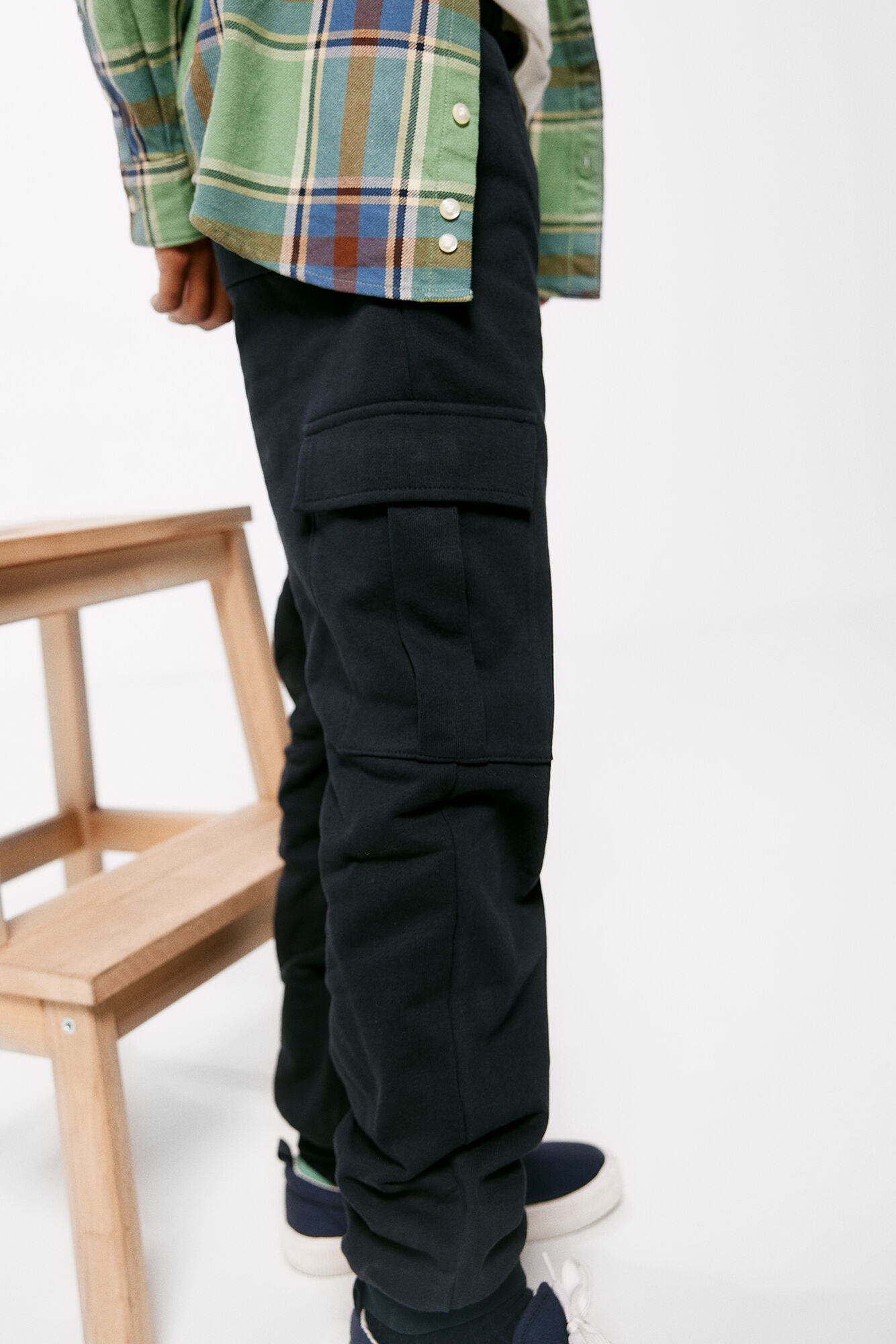 Calça jogger cargo para meninos