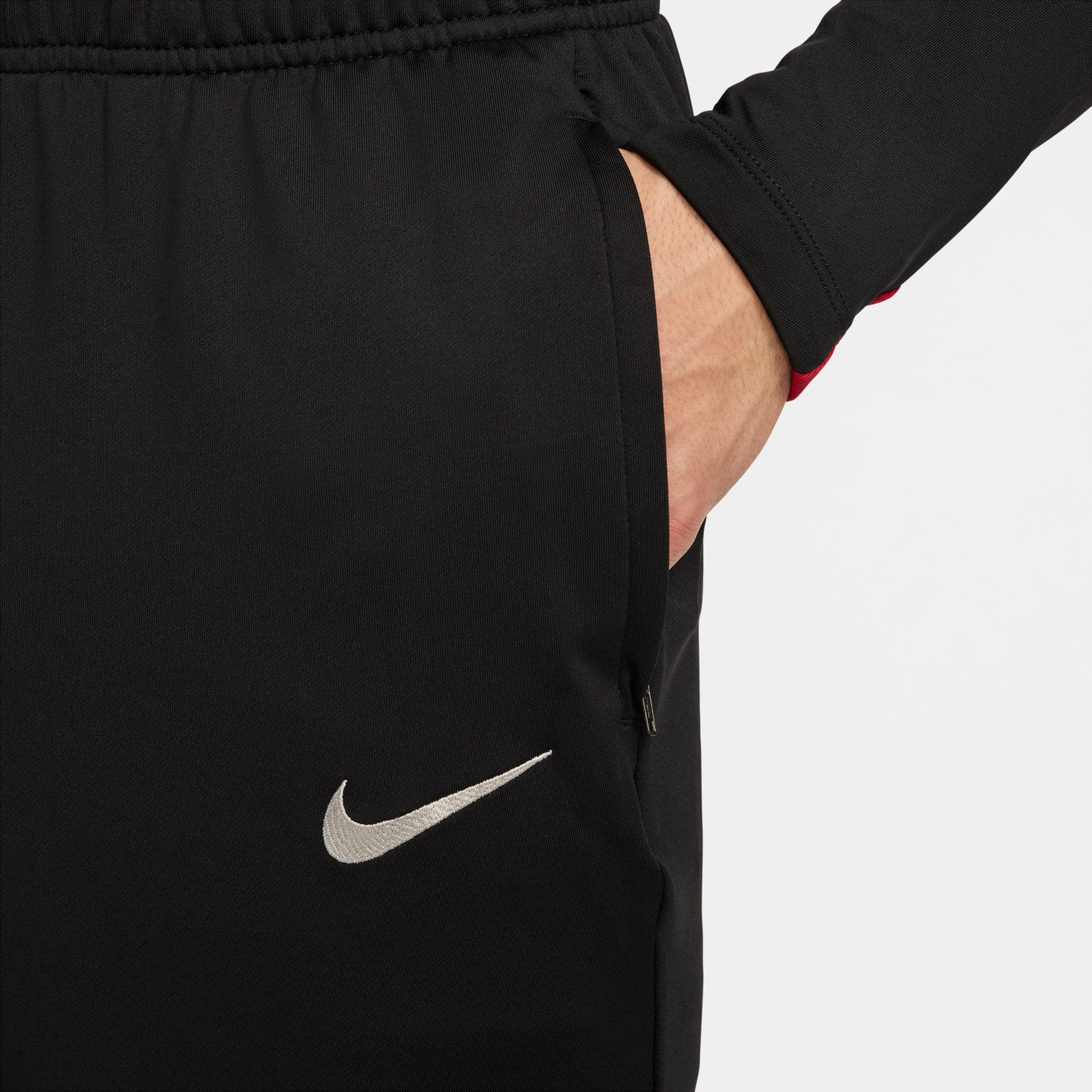 Nike Liverpool Strike Trainingsbroek 2024-2025 Zwart Rood Wit