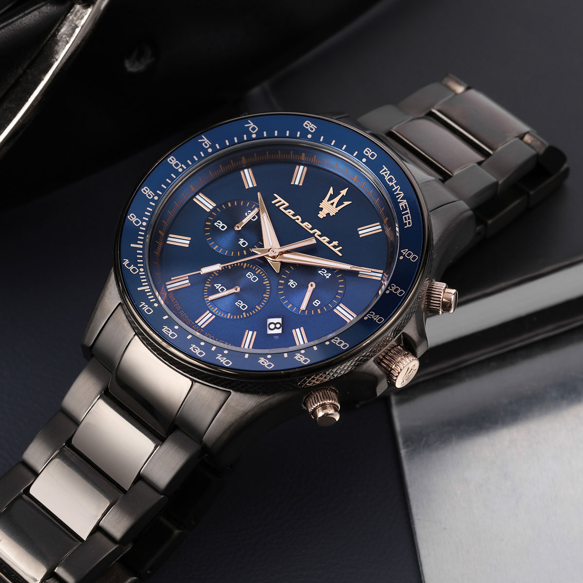 Montre MASERATI homme bracelet acier inoxydable gris fonce