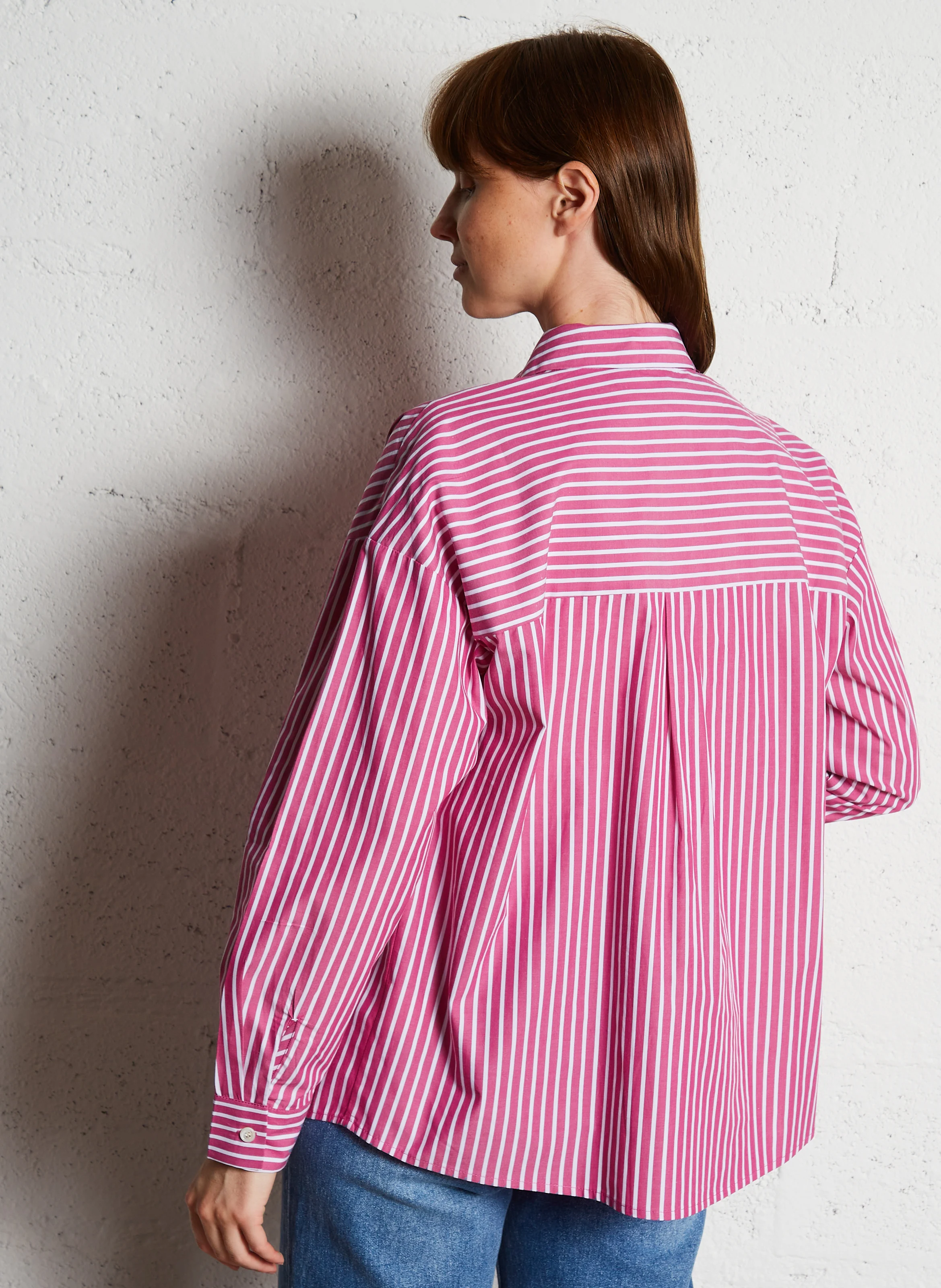 CLONY - Chemise col classique ample en coton rayé | Rose
