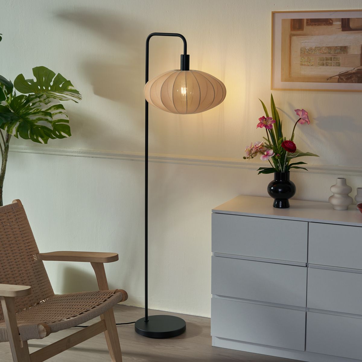 Japandi vloerlamp zwart met stoffen bruine kap - Bida