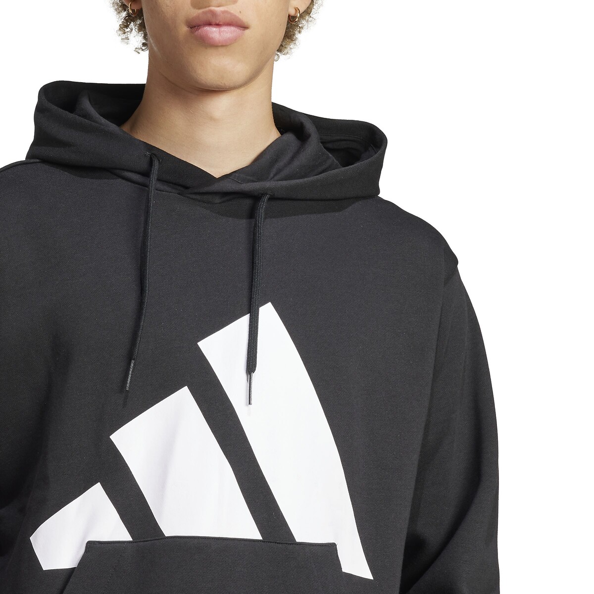 ROUPAS ESPORTIVAS ADIDAS<br>Moletom com capuz em feltro da Essentiel com logotipo grande