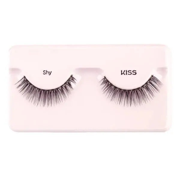 Looks So Natural Lashes Shy