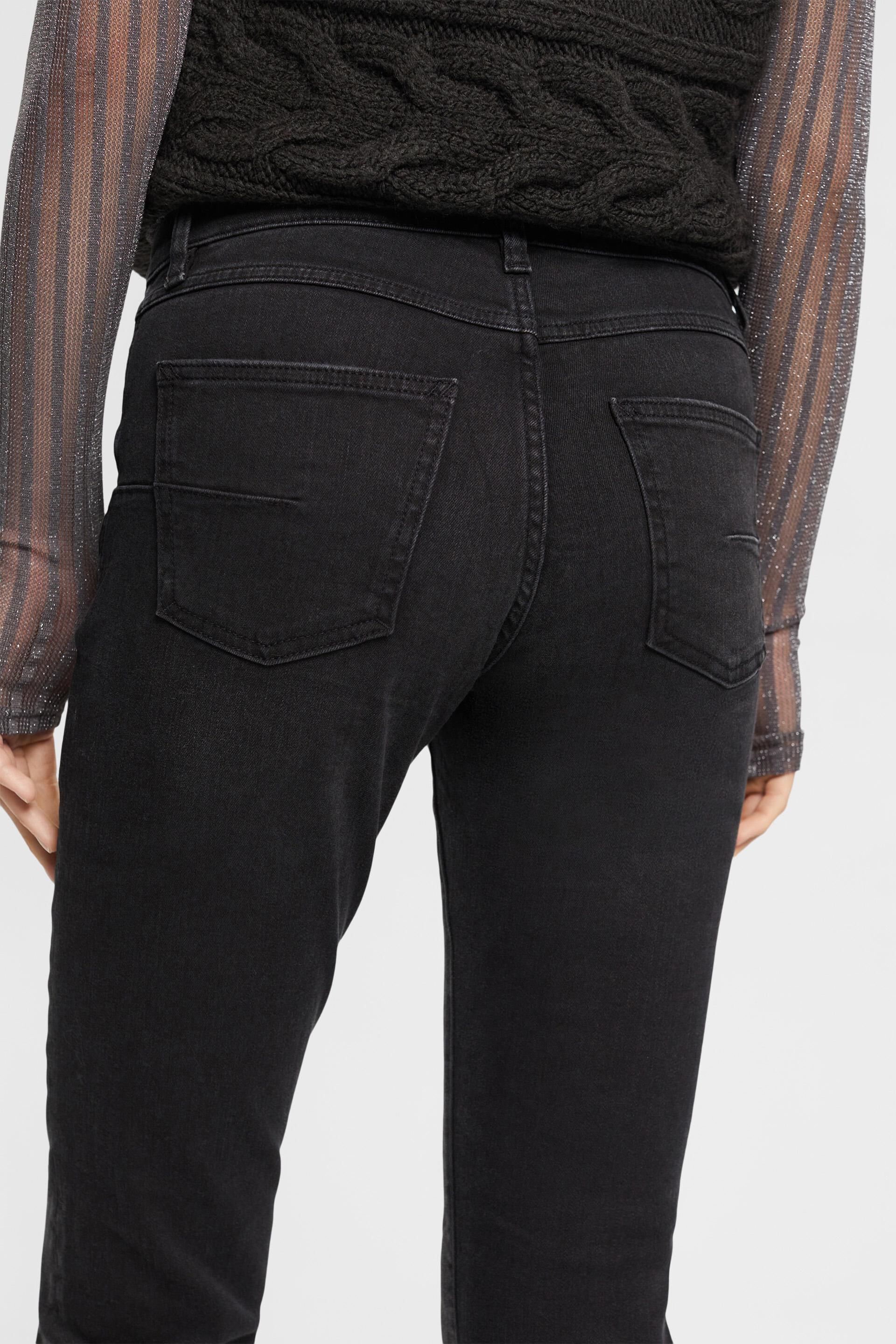 Jean à jambes droites