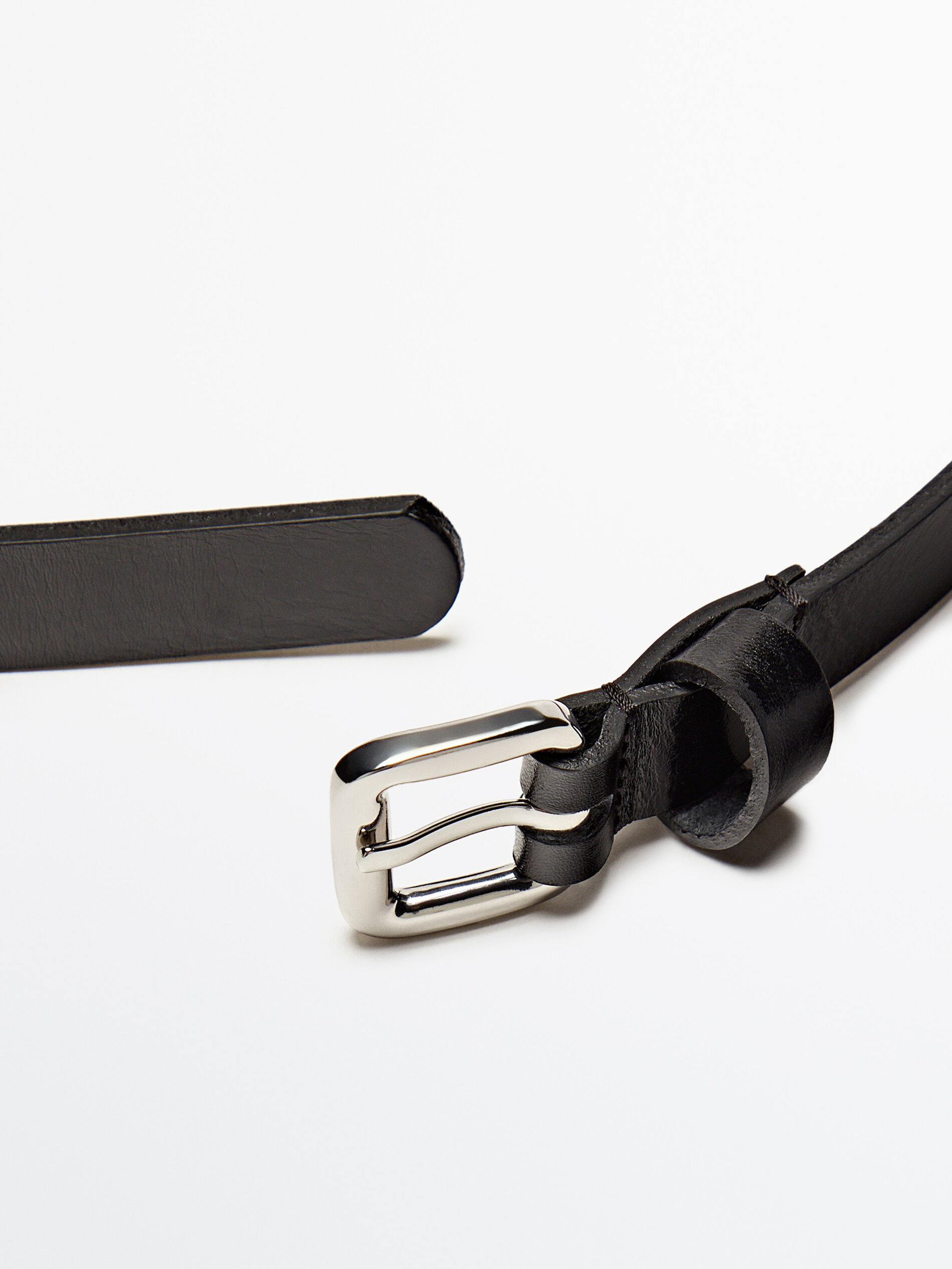 Cinto de couro com fivela retangular - PRETO