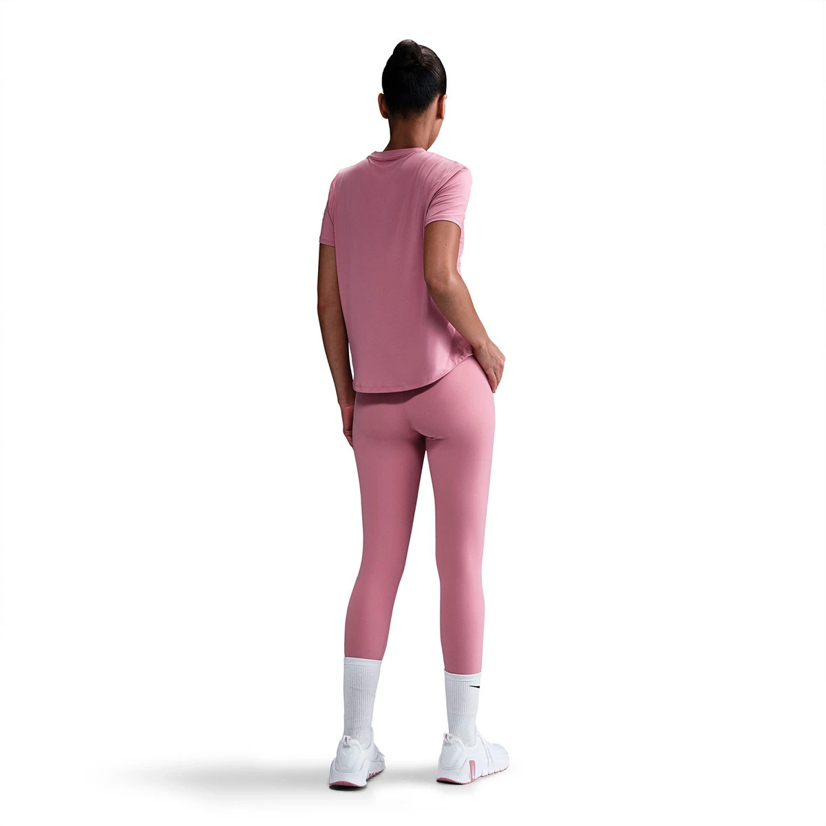 T-Shirt Nike One Classic Dri-FIT Mulher