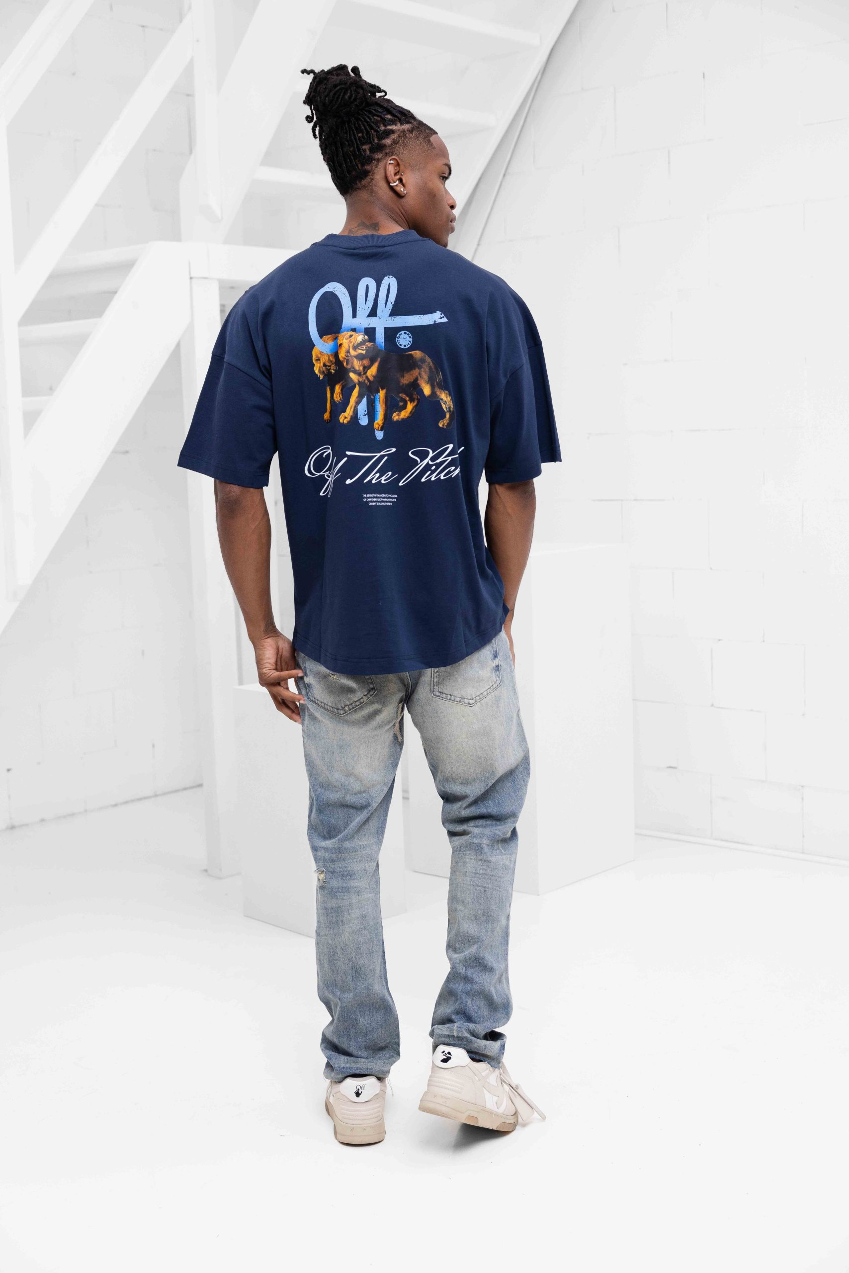 Off The Pitch Lion T-Shirt Heren Donkerblauw