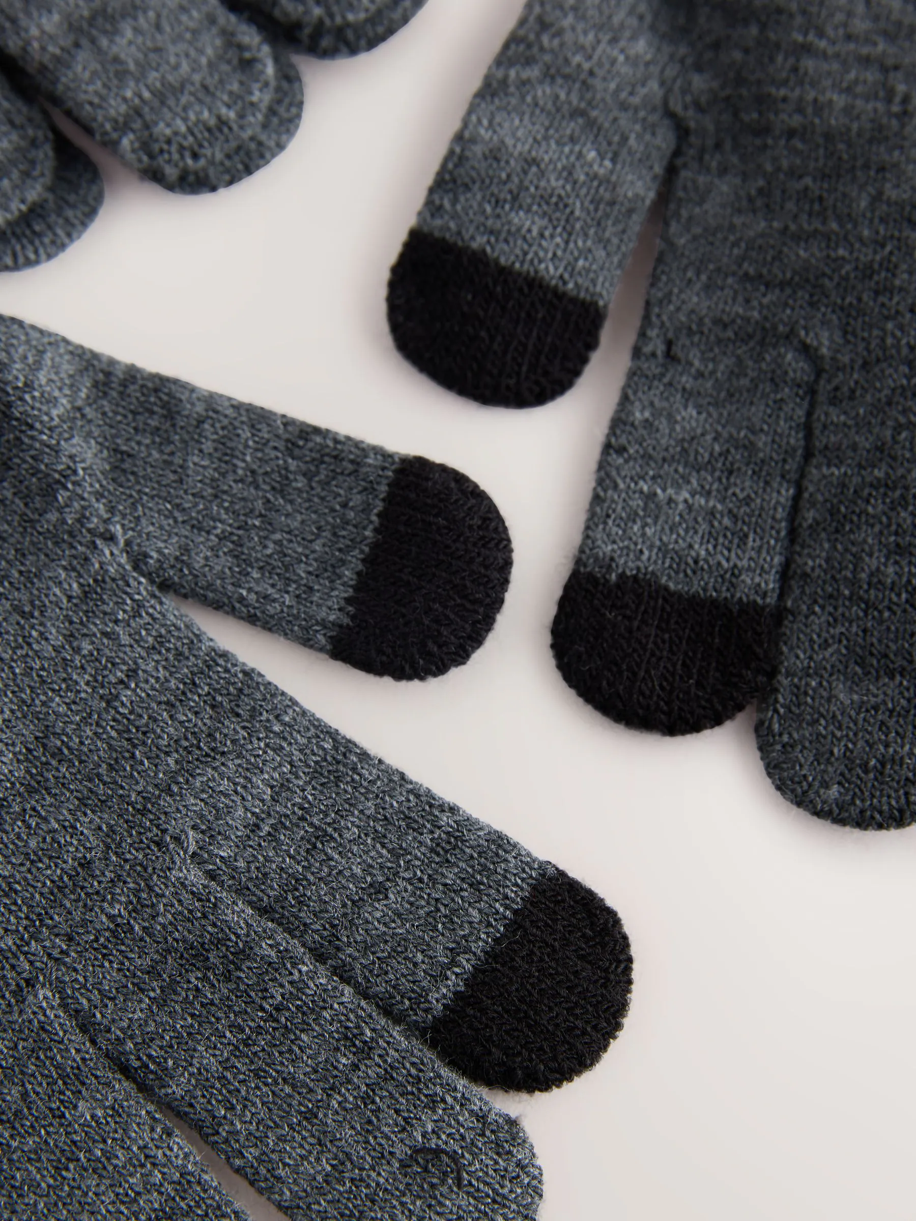 Antraciet - Magic handschoenen 3 paar (3-16jr)