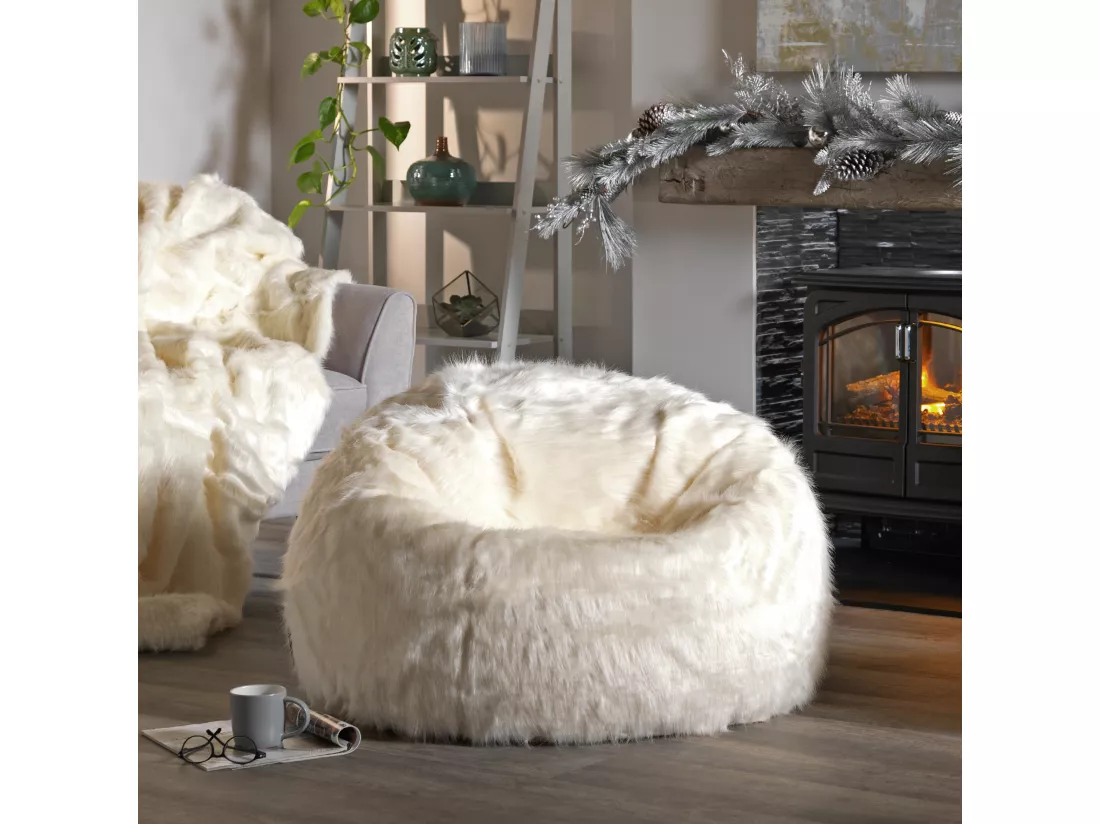 Pouf classique imitation fourrure crème