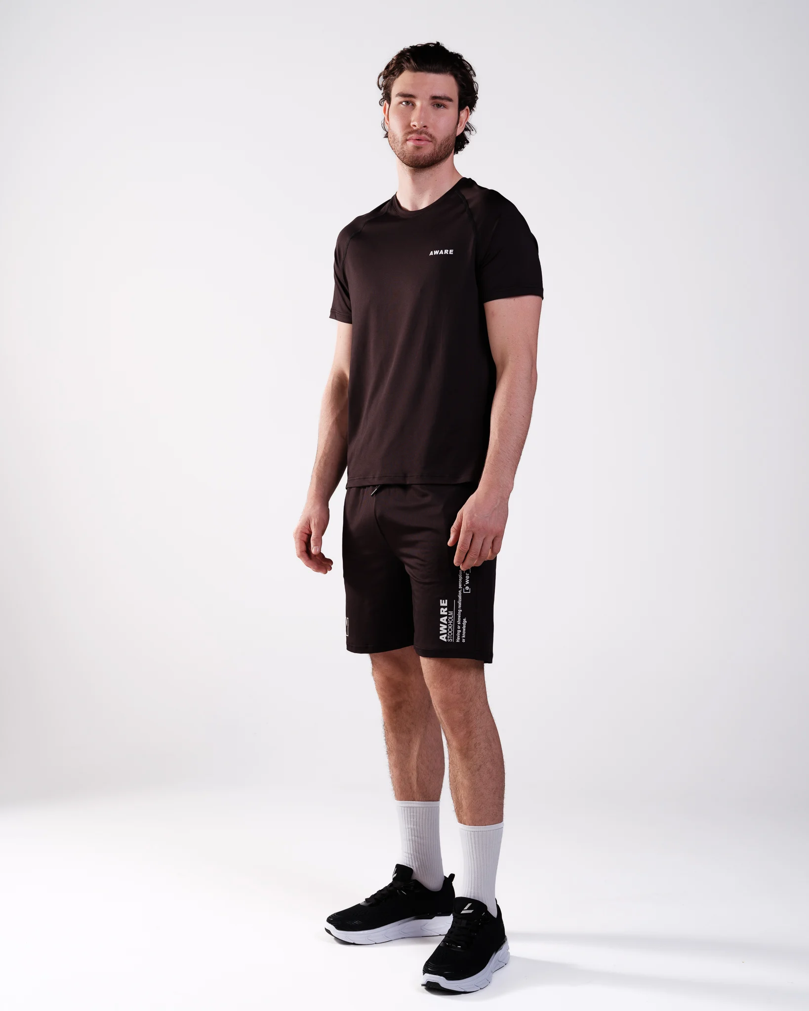 AWARE Shorts Black
