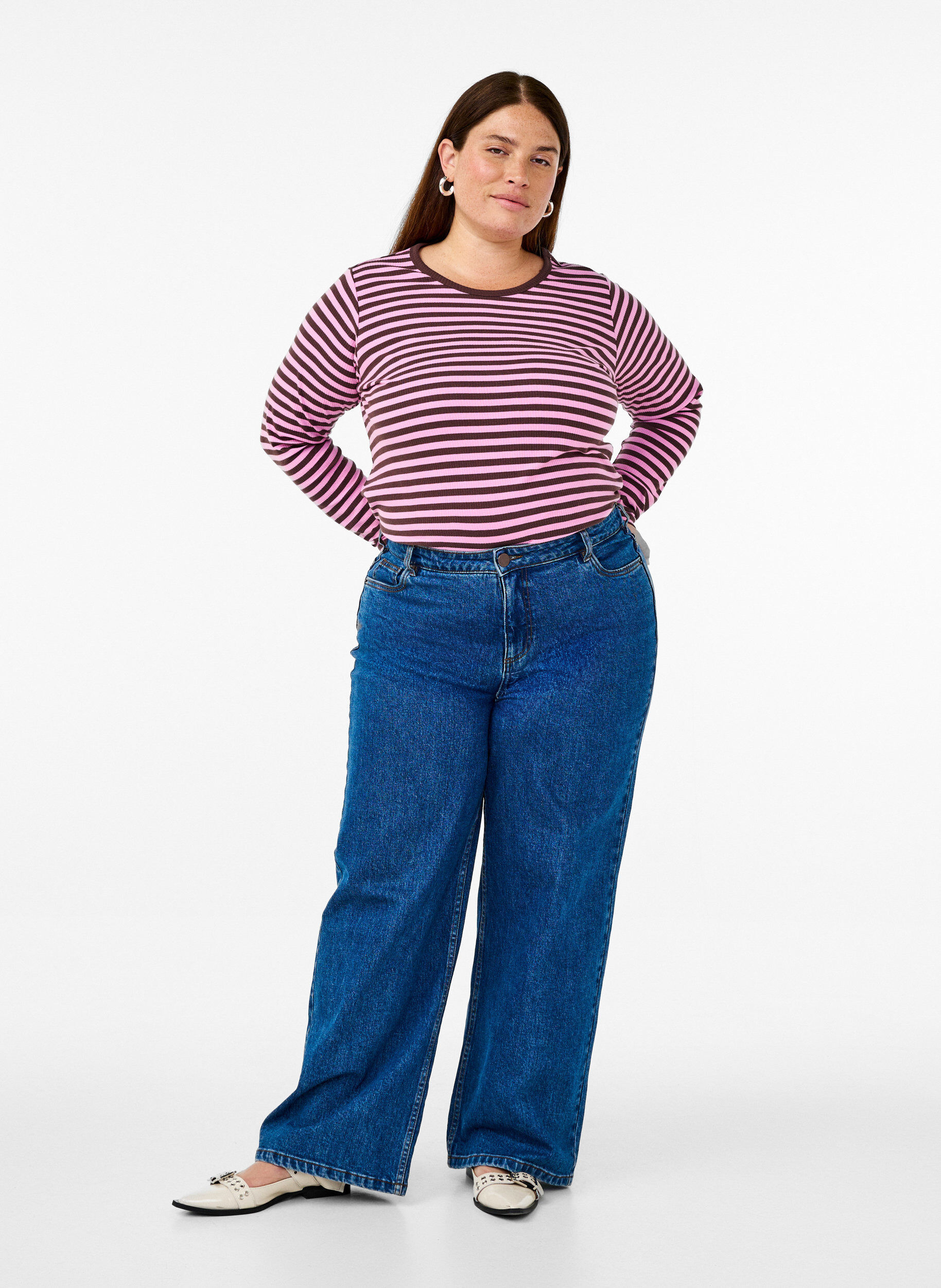 Stribet bluse med lange ærmer