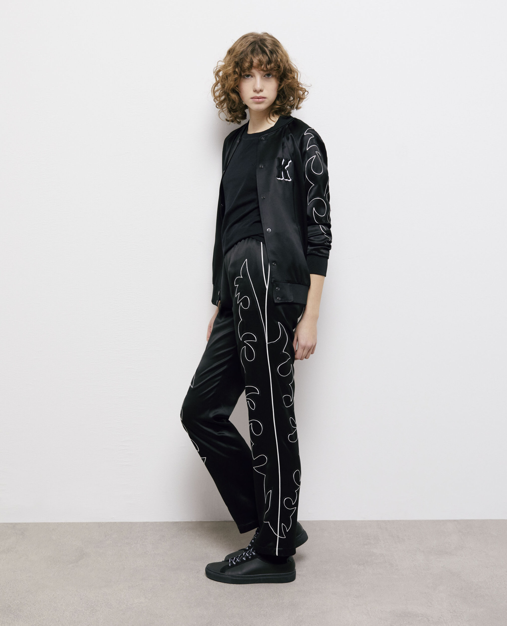 Blouson Teddy noir avec broderies Western