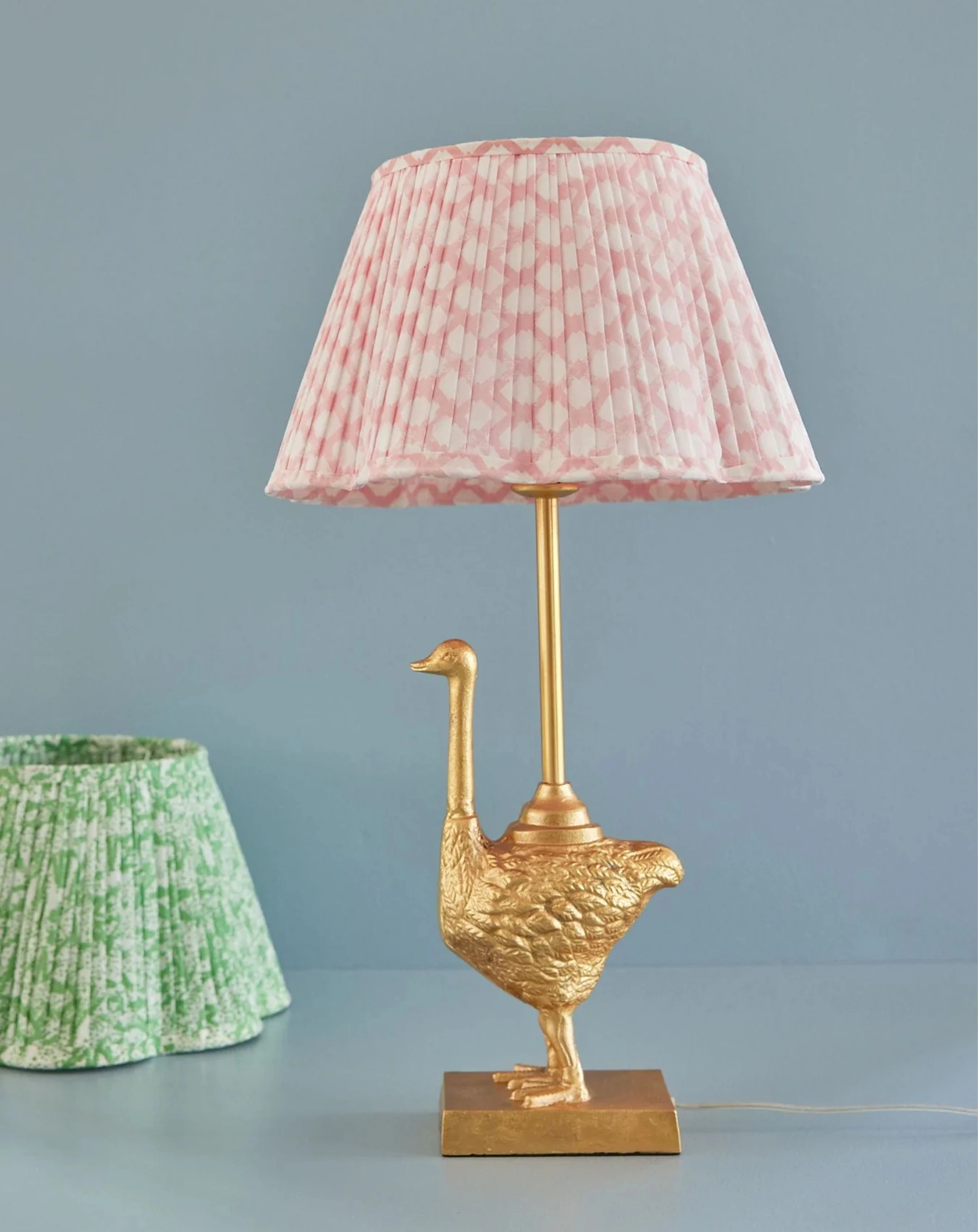 Lampenständer VOGEL STRAUß in gold
