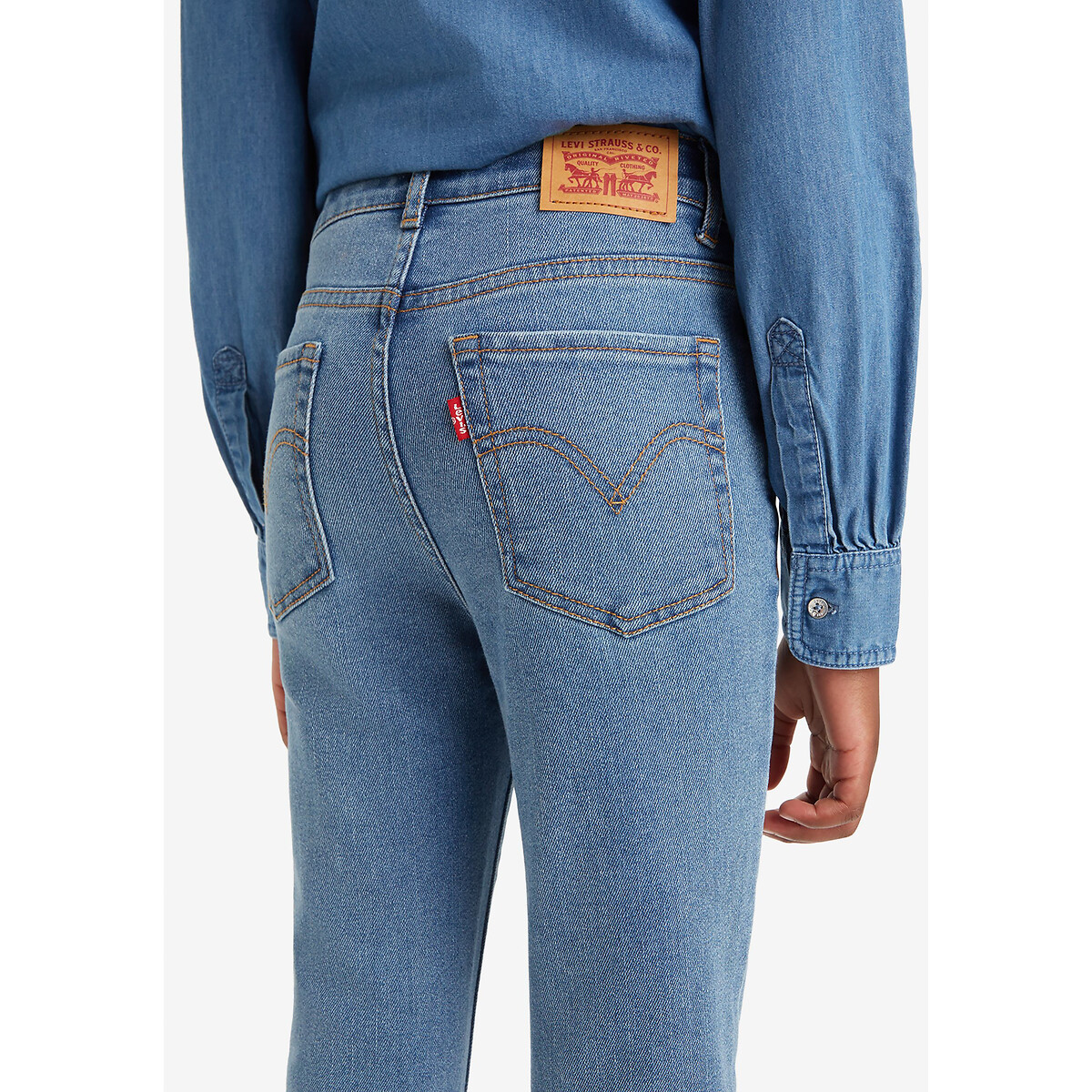LEVI'S KIDS<br>Calça jeans flare coupé 726