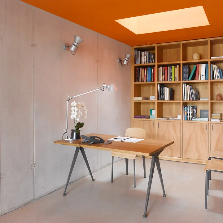 Vitra - Compas Direction Tisch, Eiche natur/ schwarz