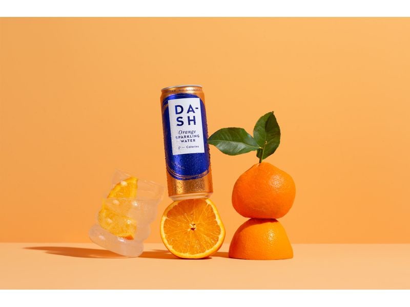 Dash Water Soft-Drinks Sparkling Orange 12 x 0.33 l Kohlensäurehaltiges Erfrischungsgetränk mit Orangengeschmack