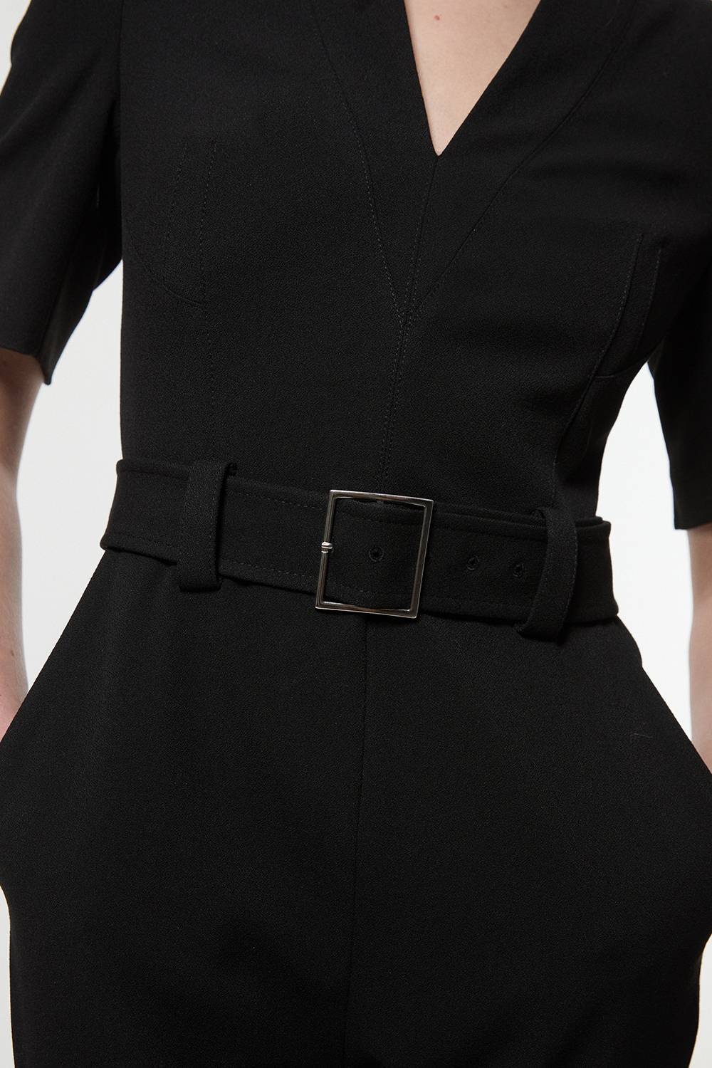 KarenMillen Combinaison ceinturée Forever en crêpe structurée pour grande taille