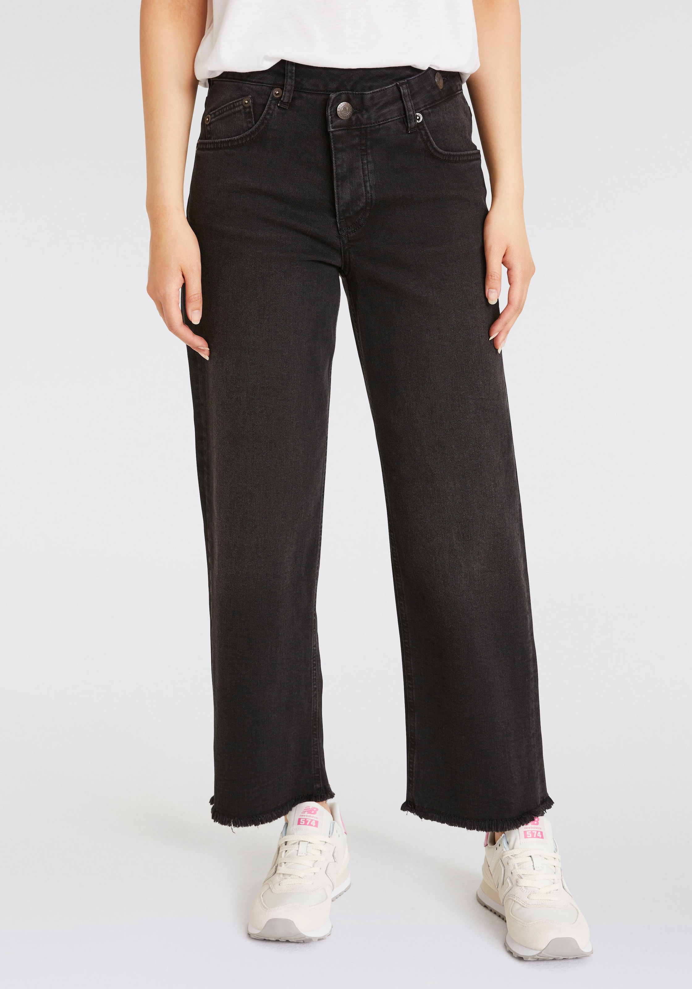 Herrlicher Straight-Jeans »Mäze Sailor Denim Black Stretch«, im Five-Pocket Style