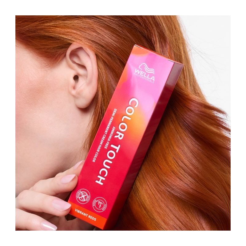 Coloration Color Touch Vibrant Reds 3/66 Châtain Foncé Violine Intense Wella 60ml