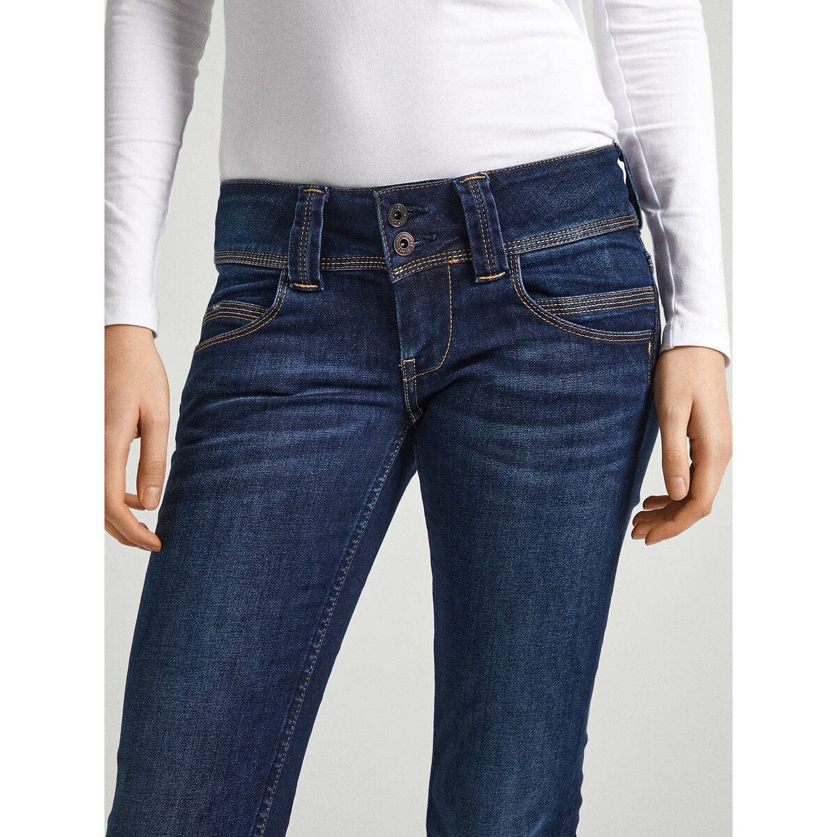 PEPE JEANS<br>VENUS calça jeans de cintura baixa com fechamento duplo por botões