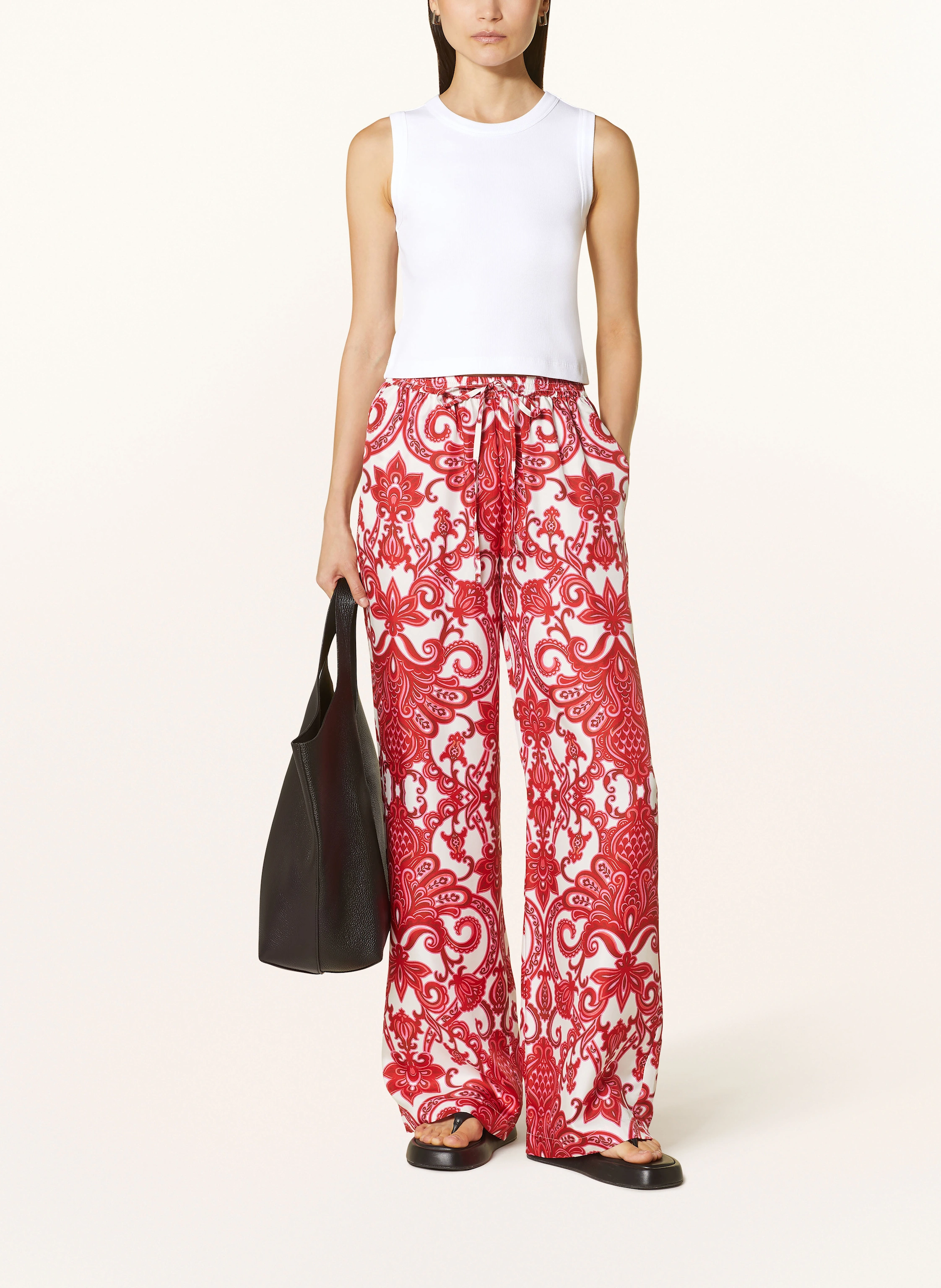MRS & HUGS Cropped-Top