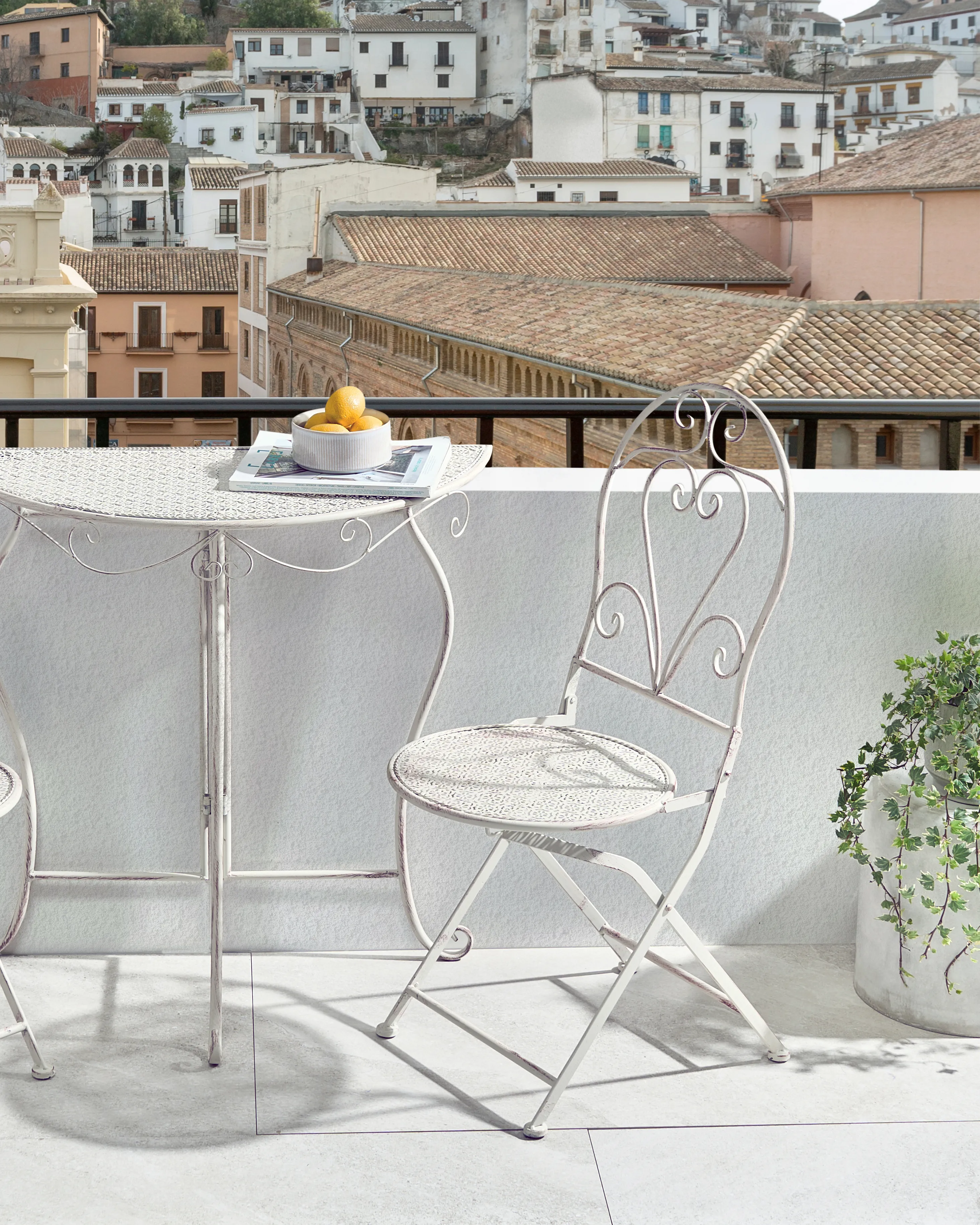 Set van 2 tuinstoelen FOLELLI inklapbaar Metaal Lichtbeige