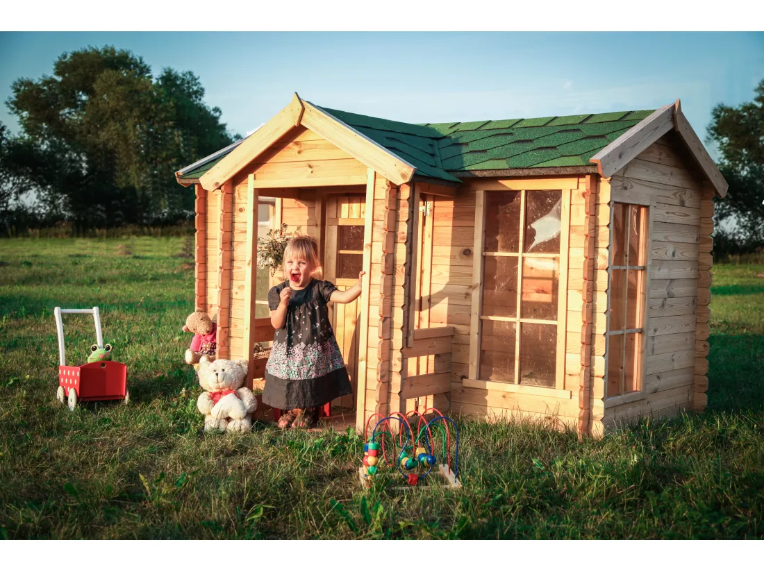 Timbela maison en bois pour enfants - 241x187xH151cm/2.63m2 - TIMBELA M520