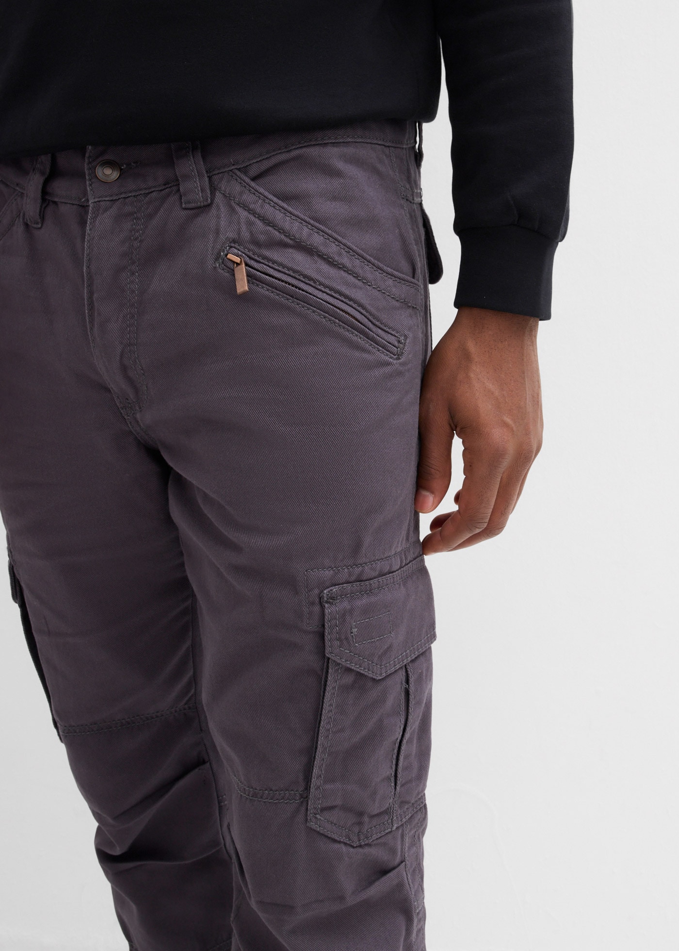 bonprix Cargohose  aus Baumwolle, mit Reissverschlussdetail, relaxed fit Passform