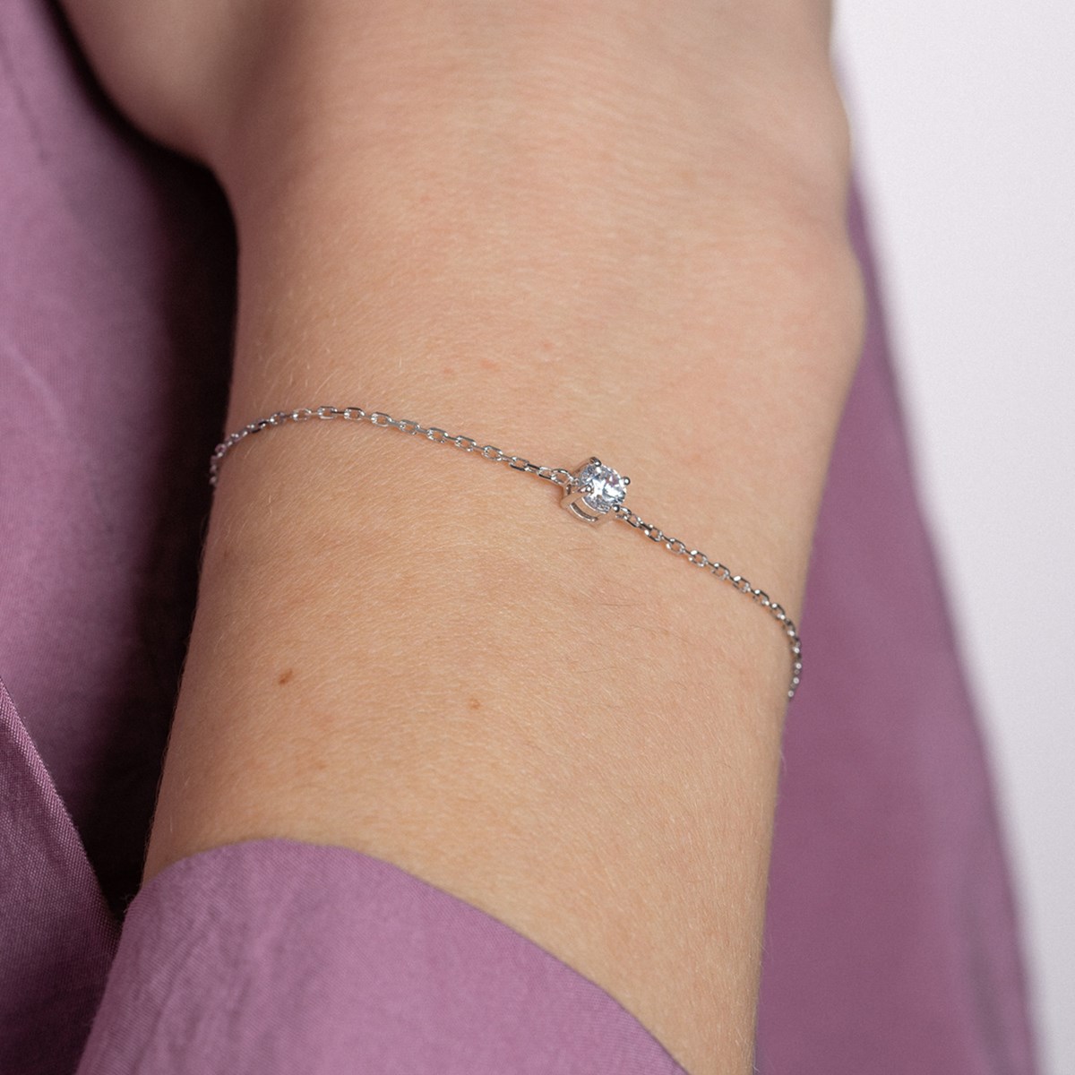 Bracelet Brillaxis solitaire serti 4 griffes