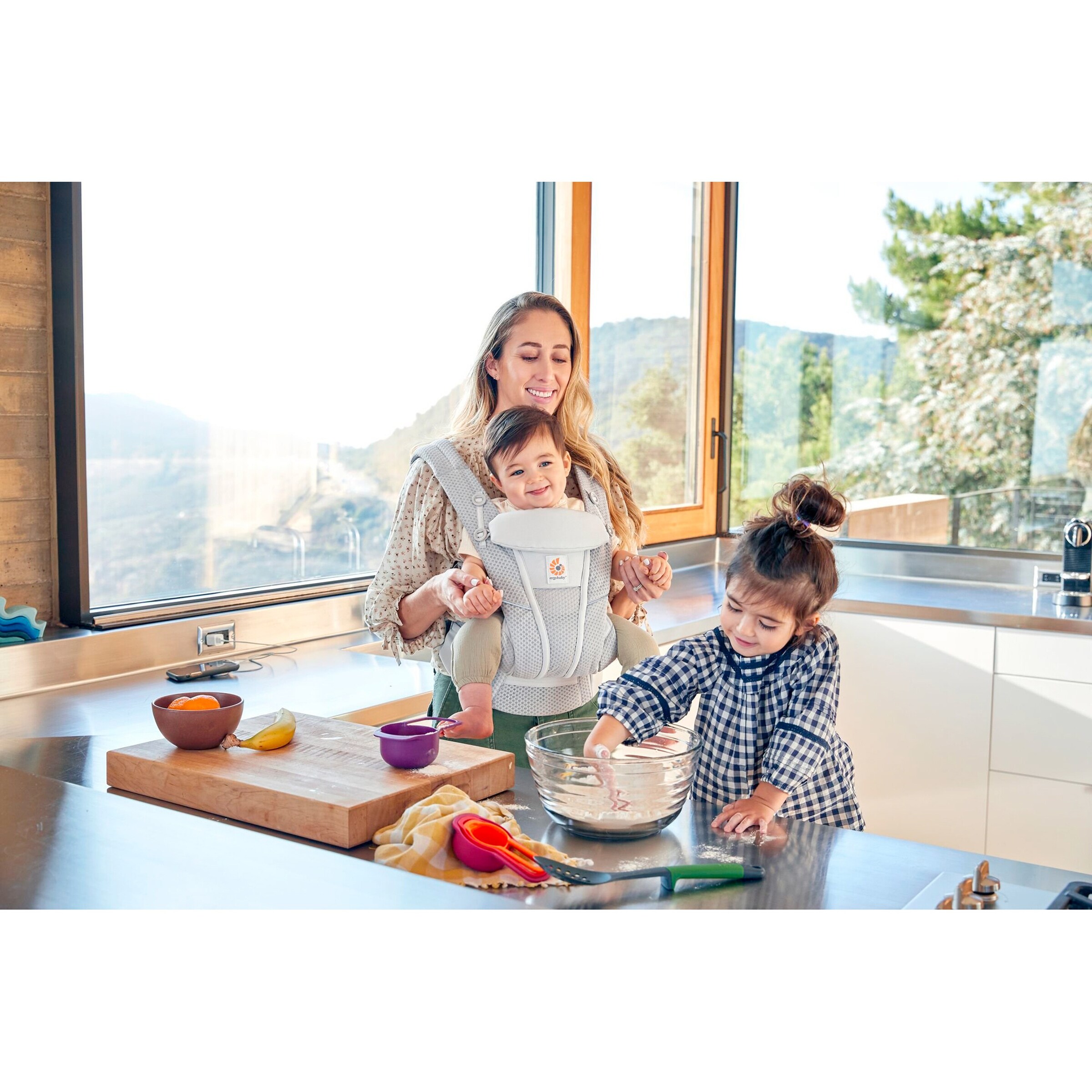 Ergobaby® - Omni Breeze Babytrage, 4 Tragepositionen Pearl Grey