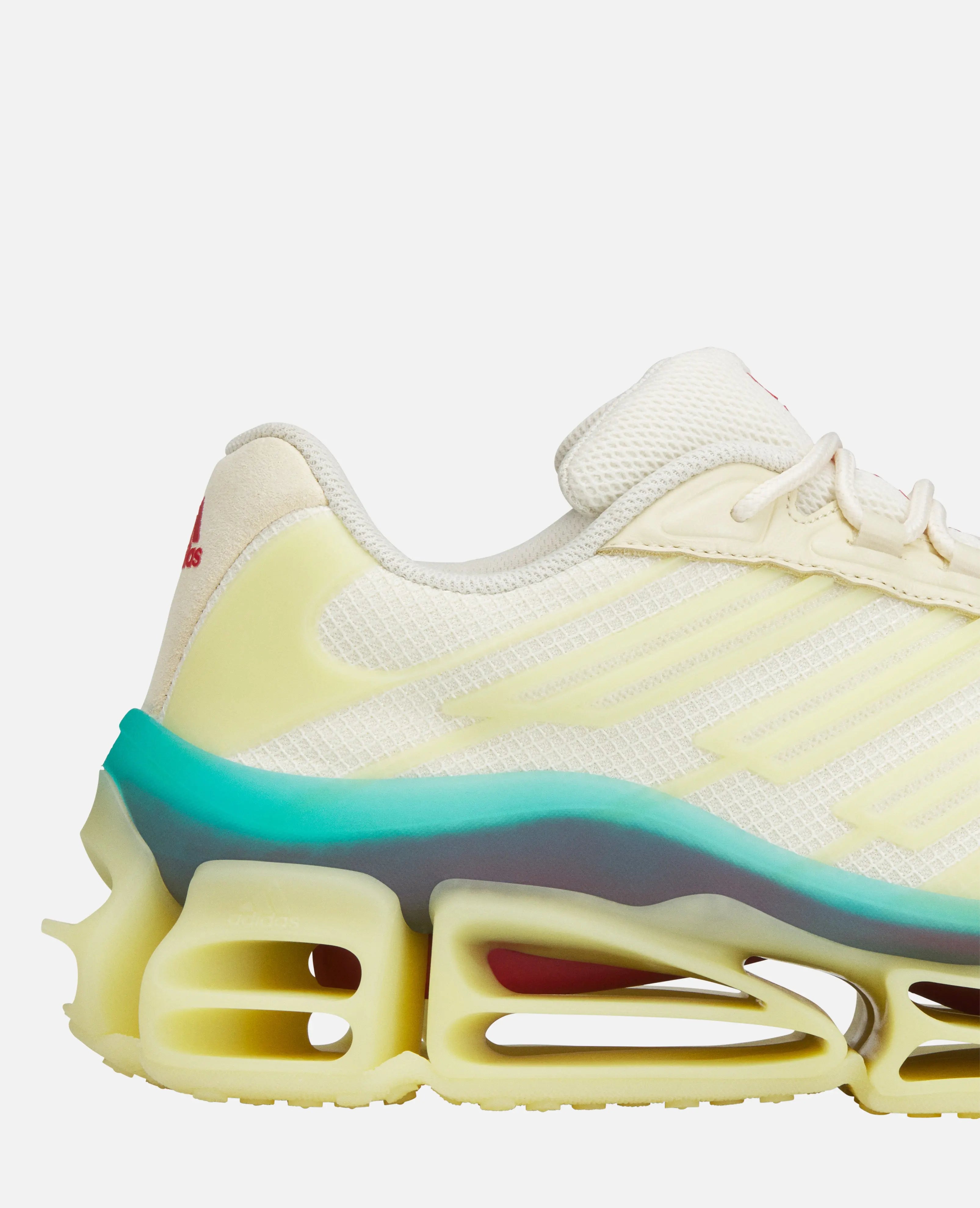 Adidas Chavarria Megaride (AG CREWHT/BYELLO/SUPCOL)