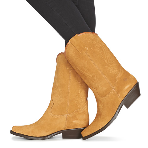 Betty London - LOVA - Camel