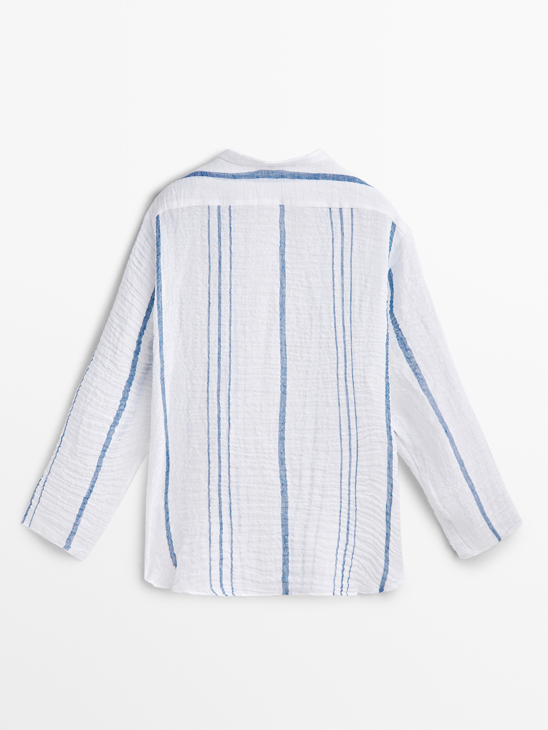 Camisa listrada, mistura de linho, com estampa em relevo - BRANCA