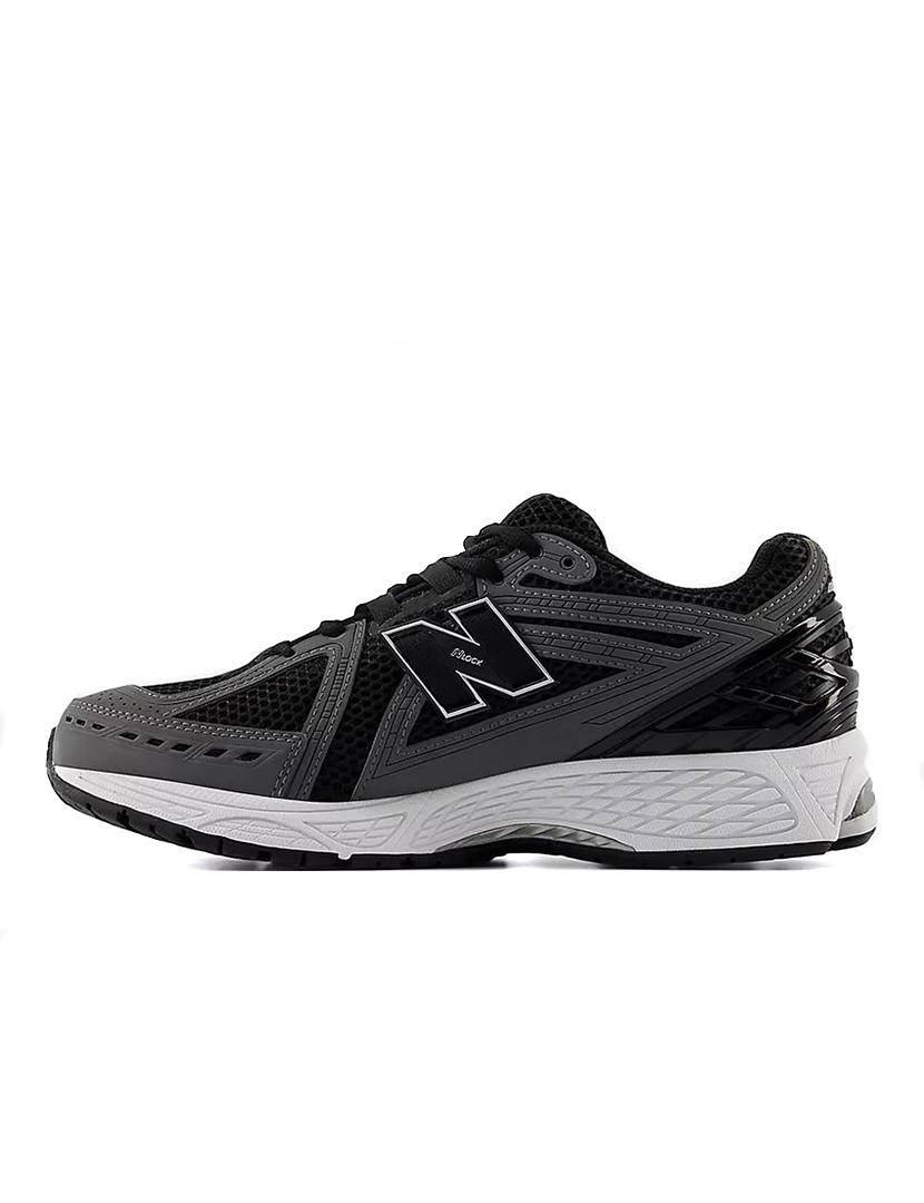 Tennis 1906R Black