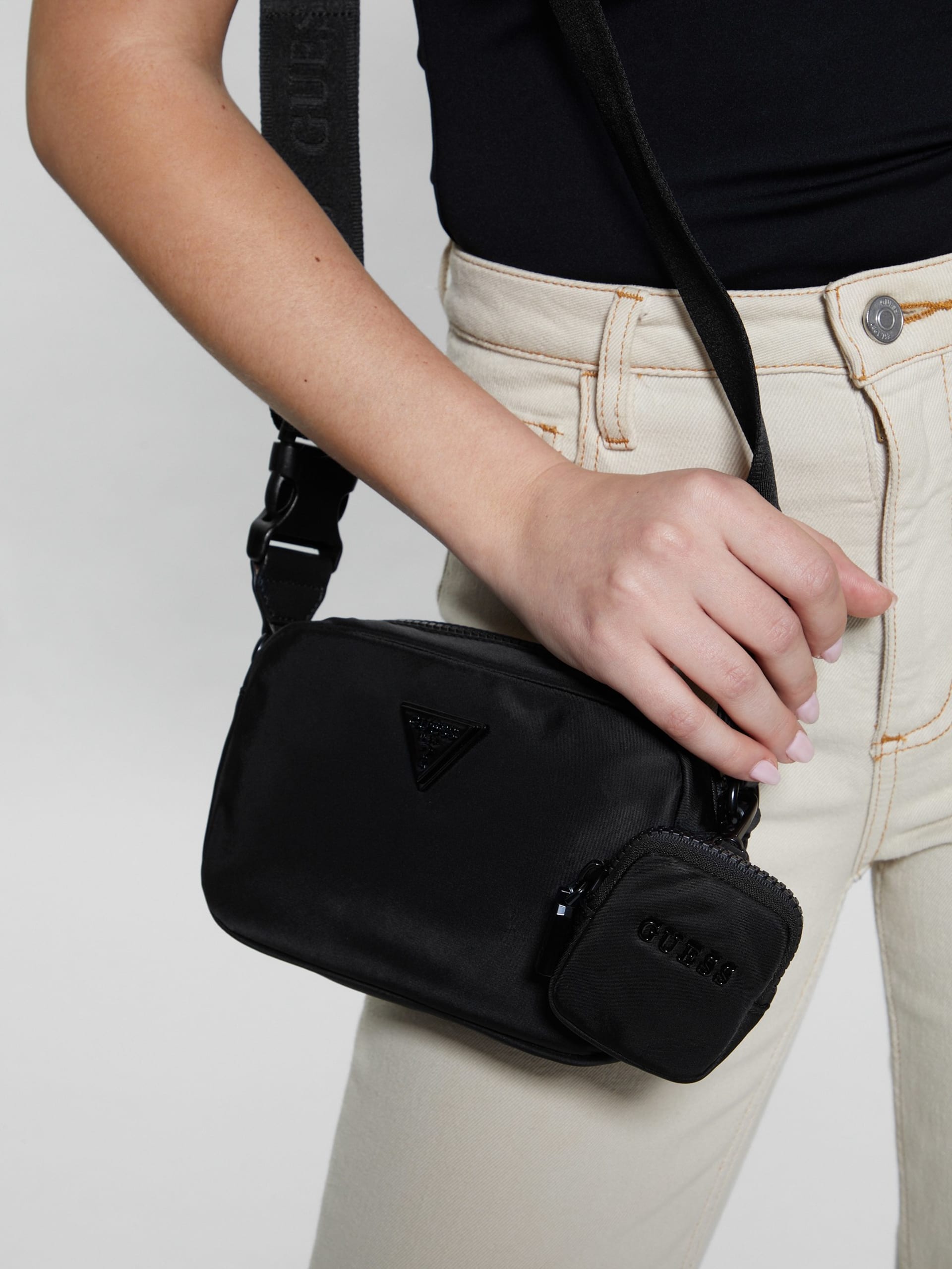 Bolsa tiracolo Latona em nylon