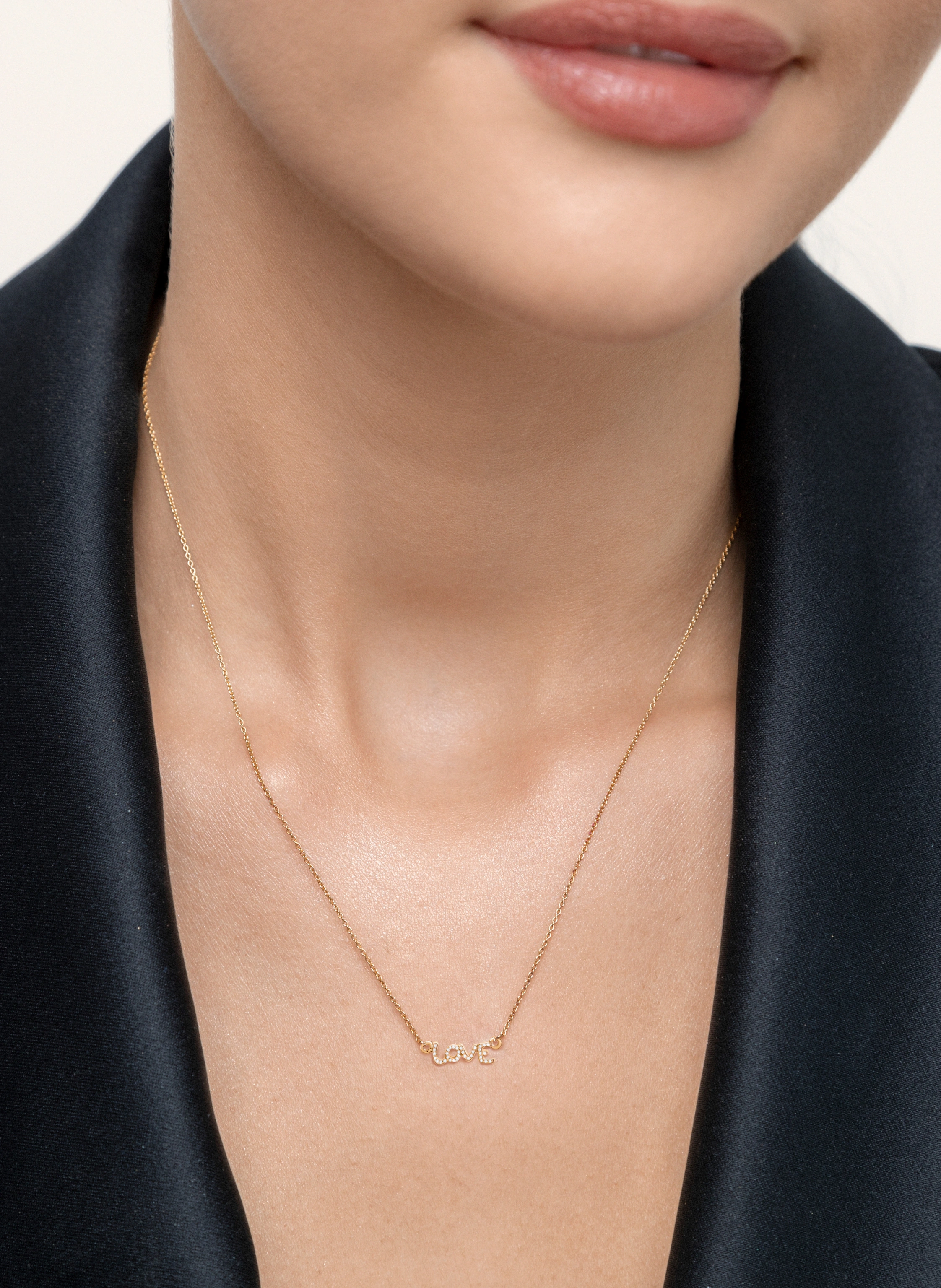 Leaf Halskette TINY LOVE aus 14 Karat Gelbgold mit Diamanten