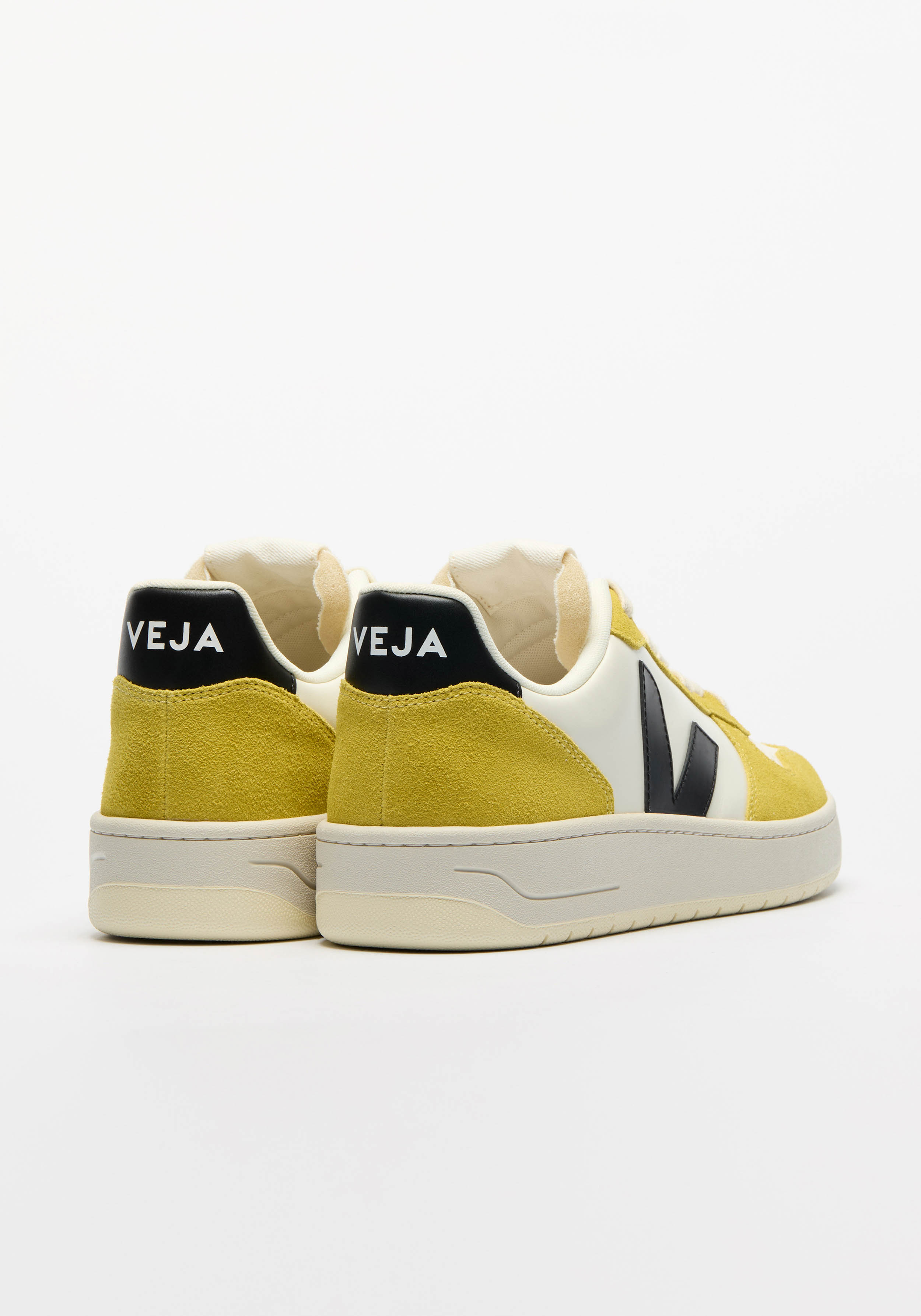 Veja Sneaker V-10 Leather Pure Black Liquor